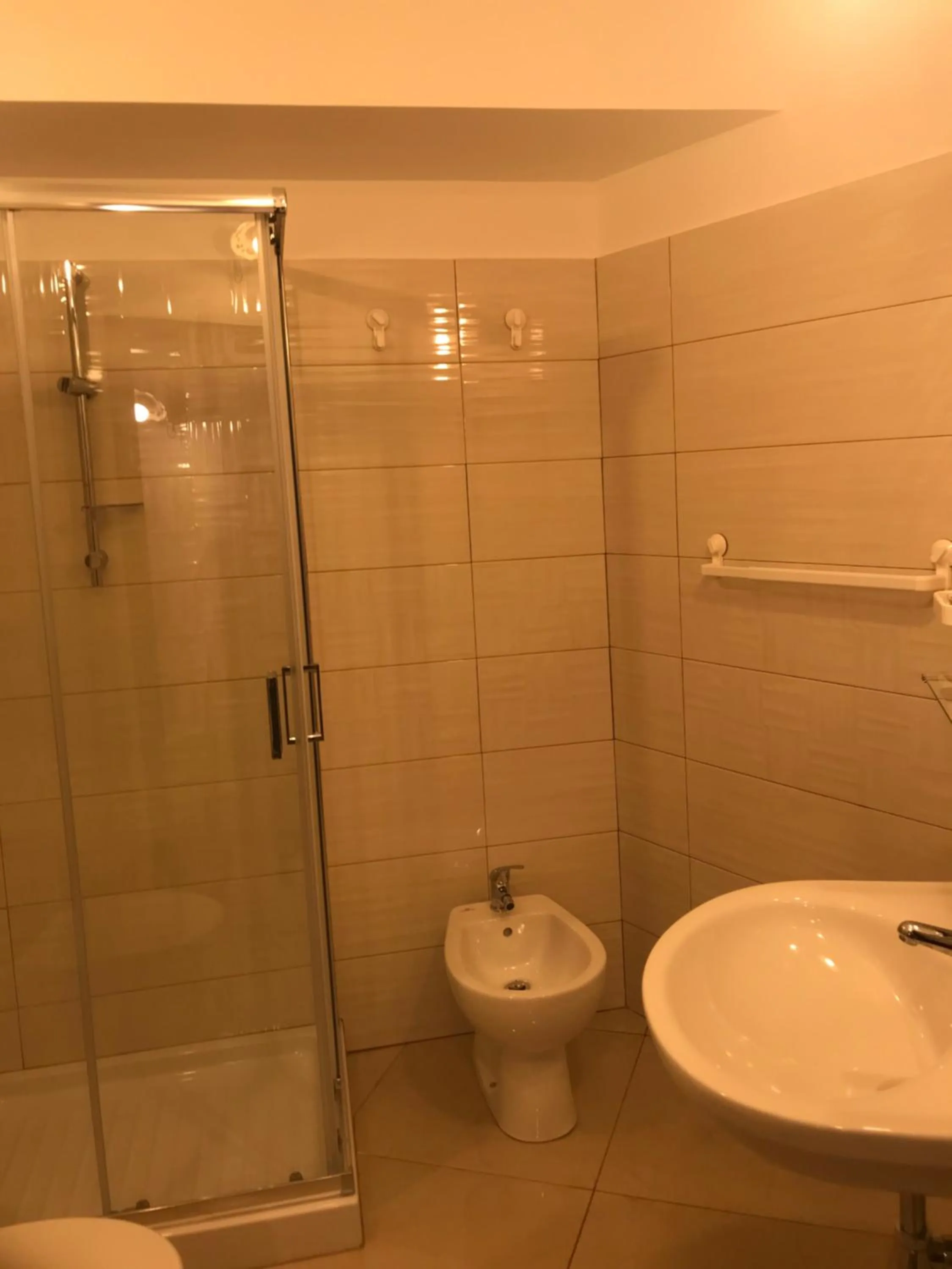 Shower in B&B Villa sul Mare