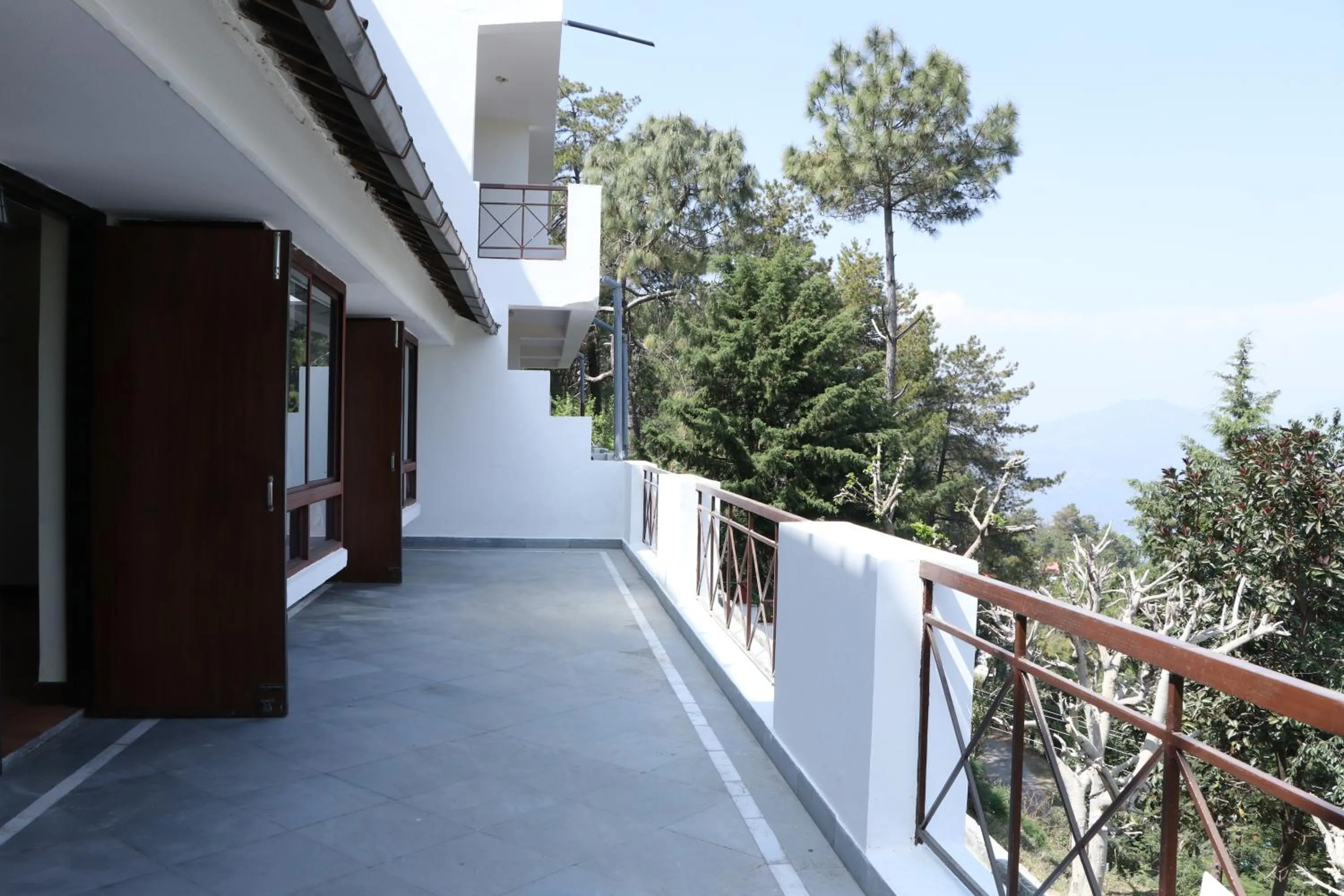 Balcony/Terrace in Woodsvilla Resort Ranikhet
