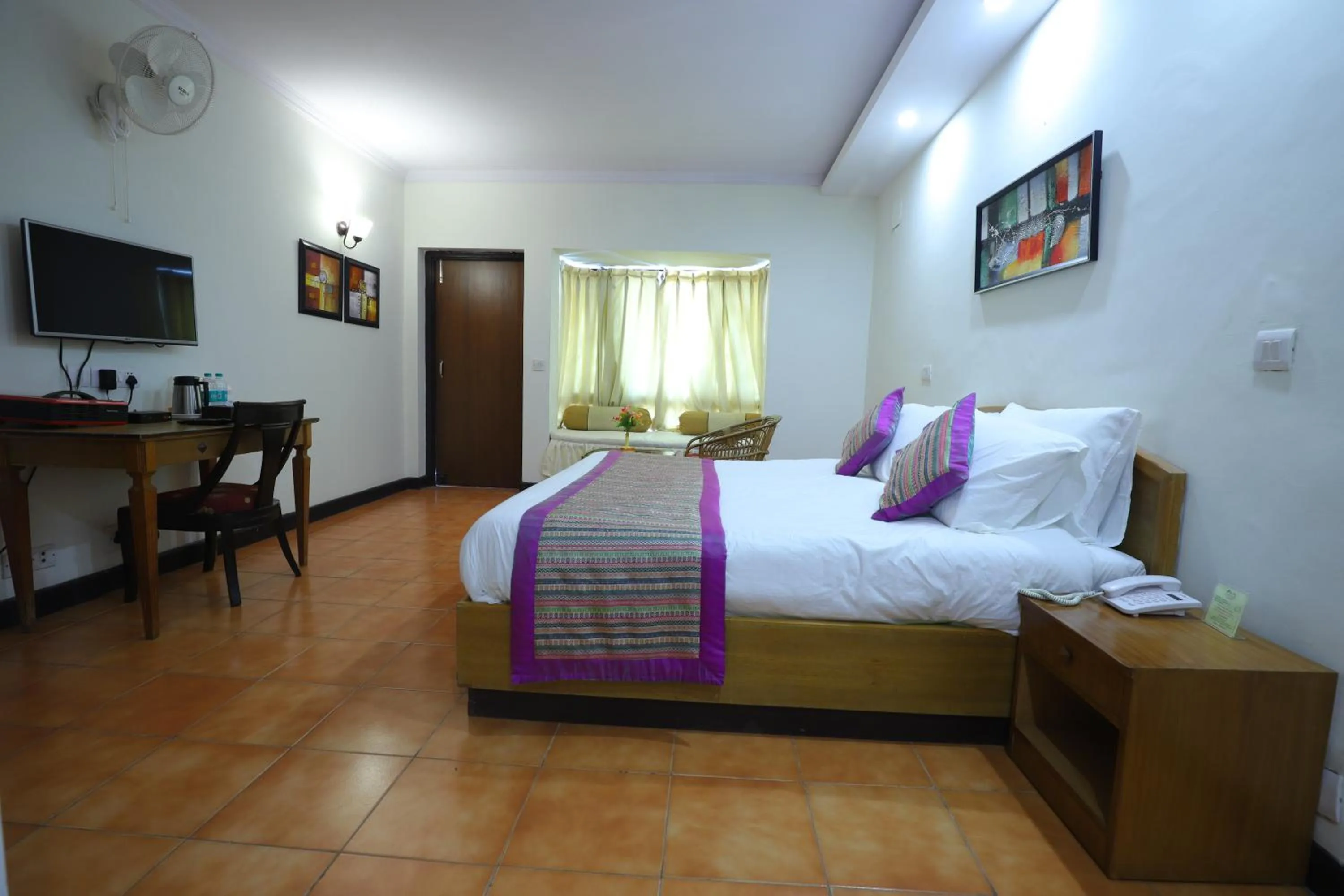 Photo of the whole room, Bed in Woodsvilla Resort Ranikhet