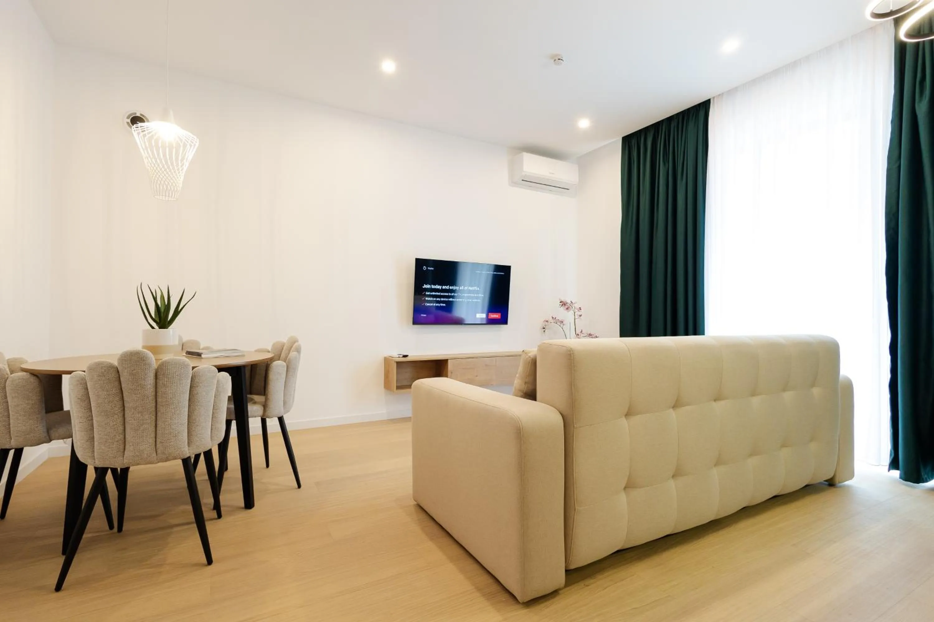 Dining area in Central Suites