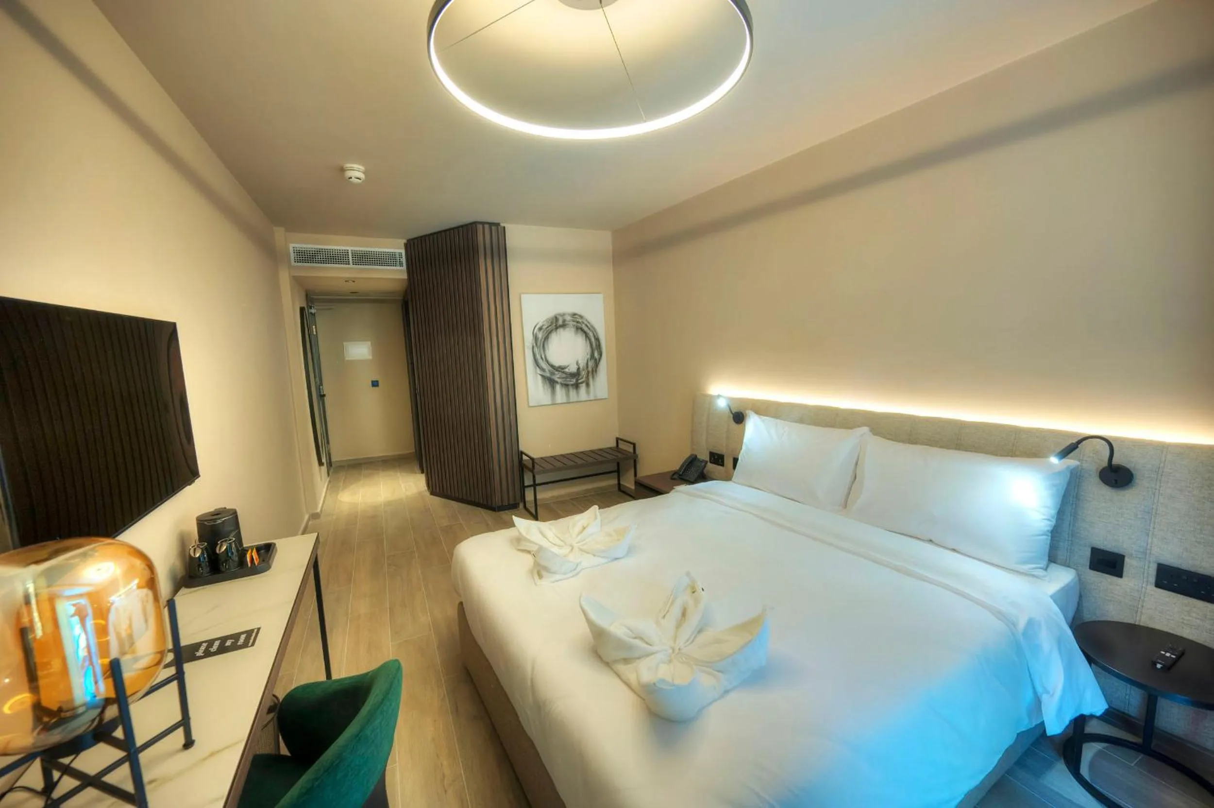 Photo of the whole room, Bed in ASTE hotel