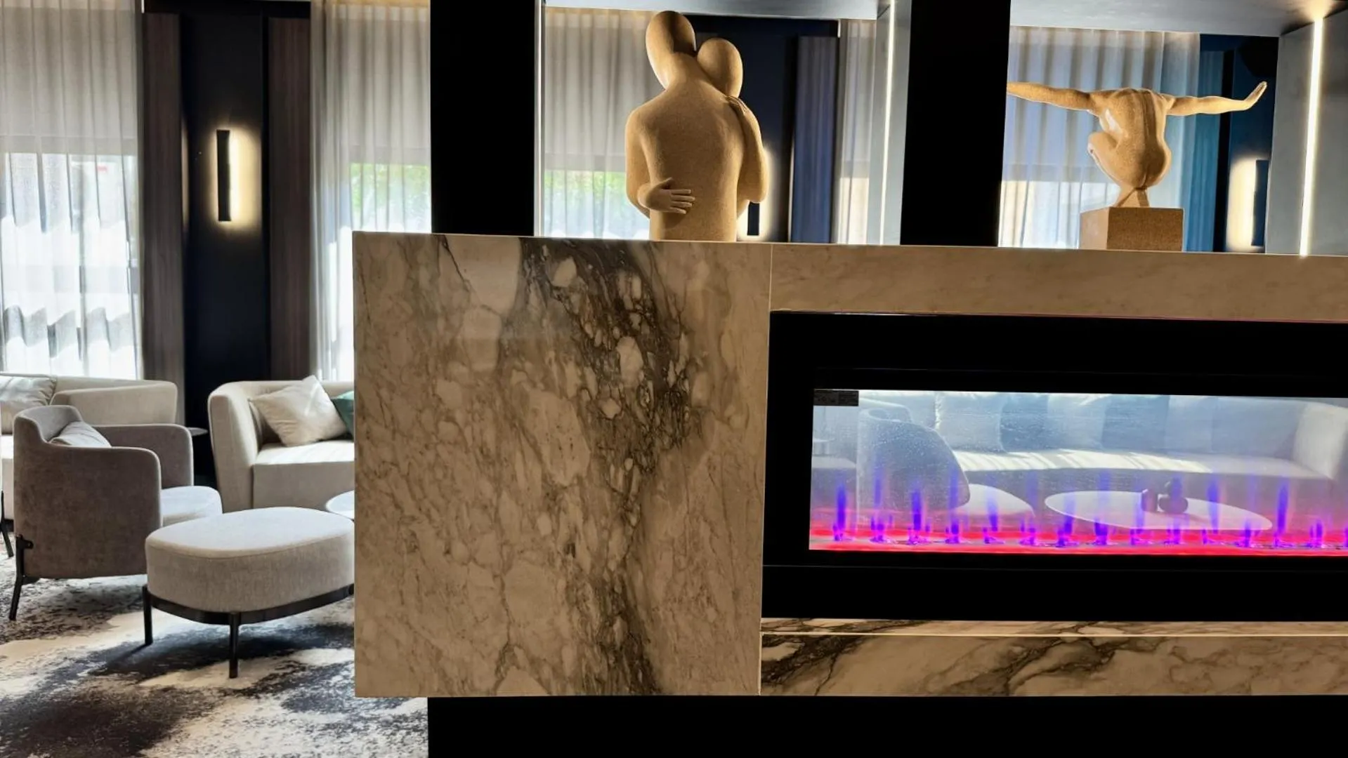 Communal lounge/ TV room in ASTE hotel