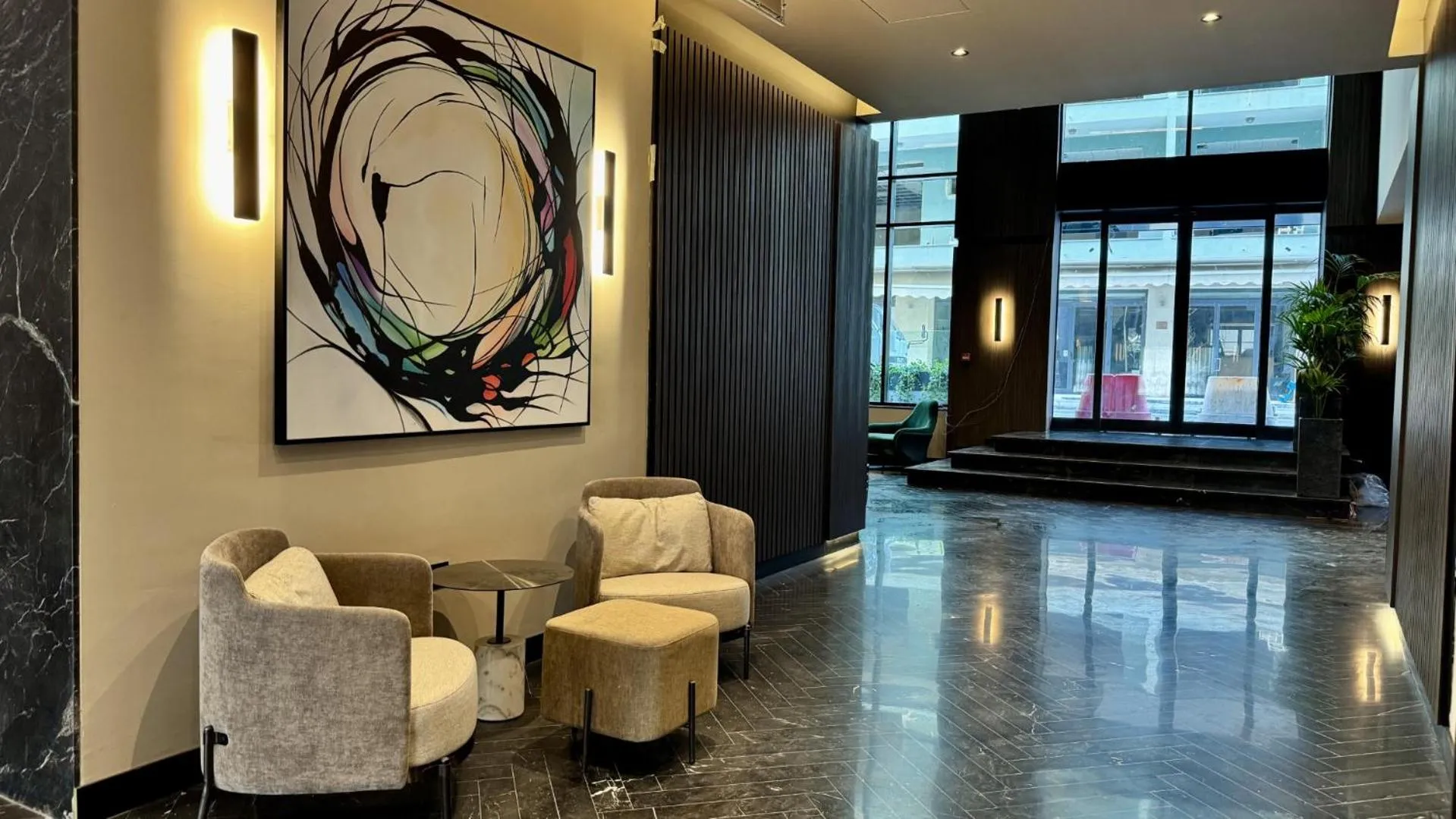 Facade/entrance in ASTE hotel