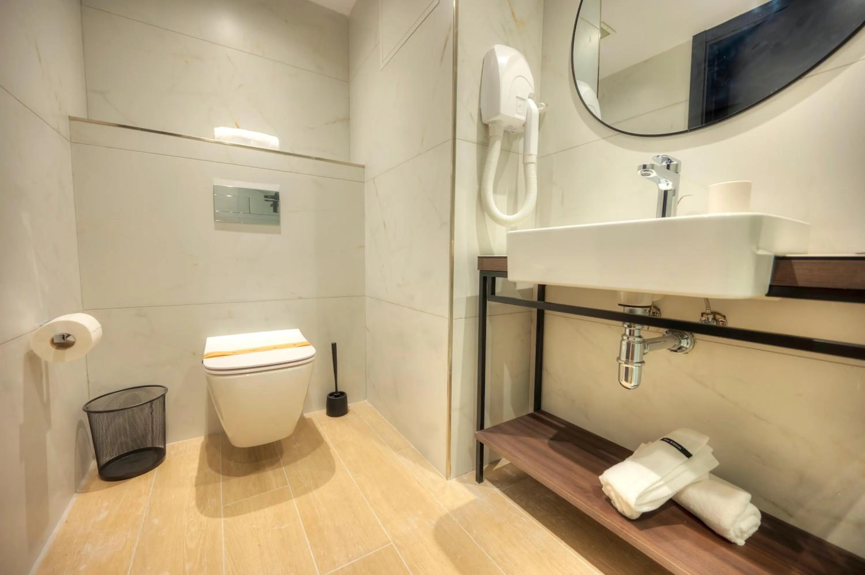 Toilet in ASTE hotel