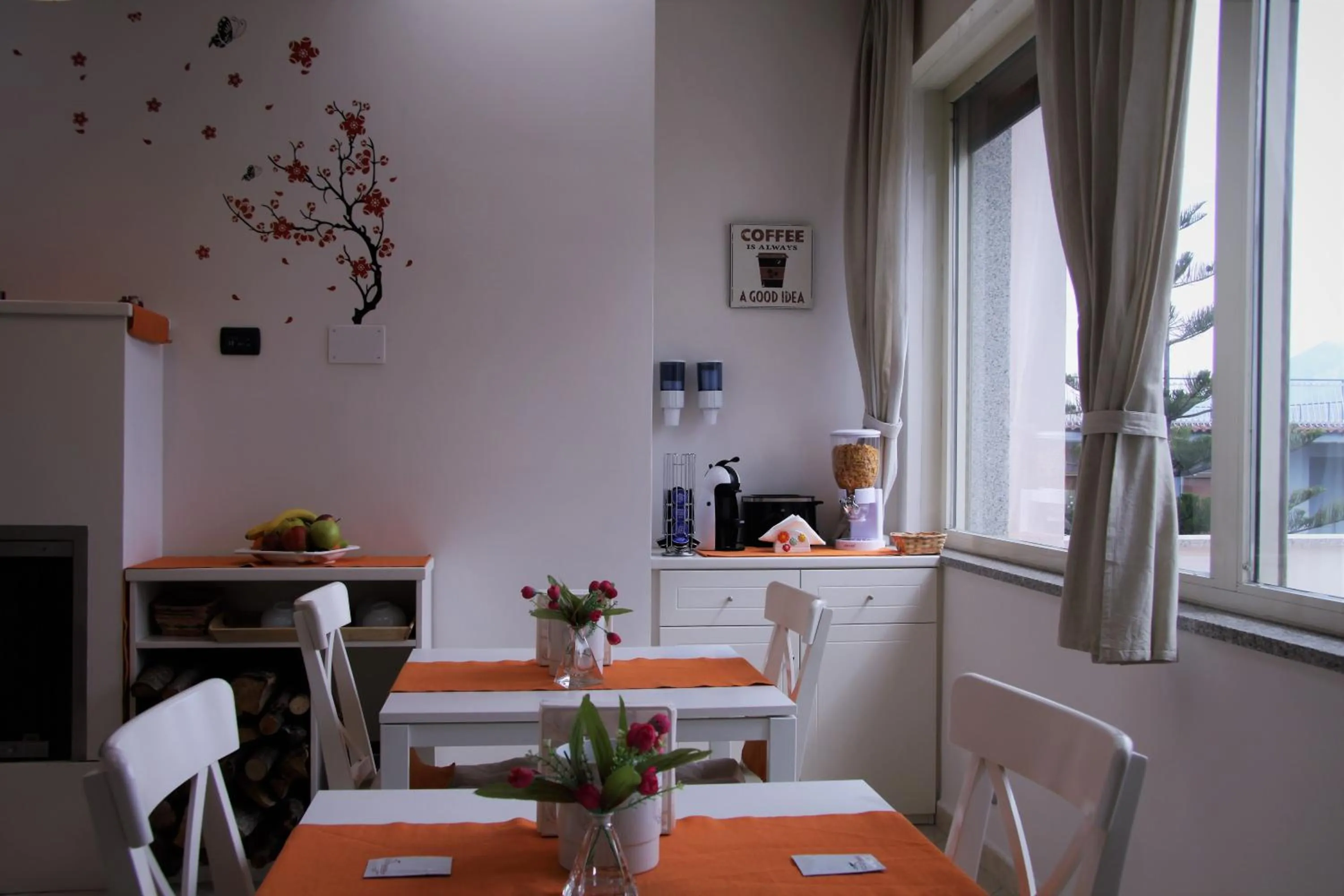 Coffee/tea facilities in Zefiro B&B