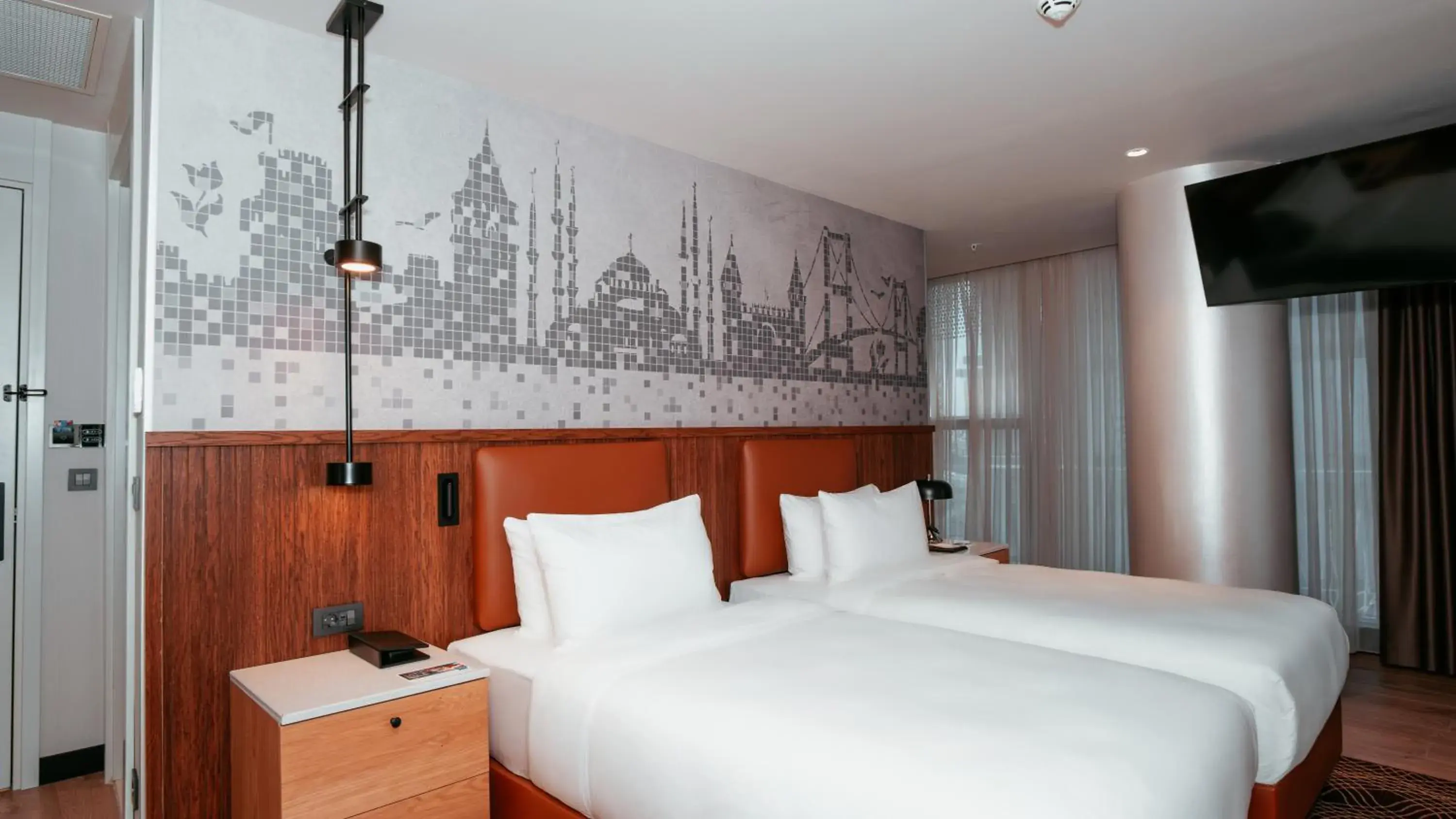 Deluxe Twin Room with City View in Tryp by Wyndham Istanbul Beyoglu Deluxe Twin Room with City View in Tryp by Wyndham Istanbul Beyoglu