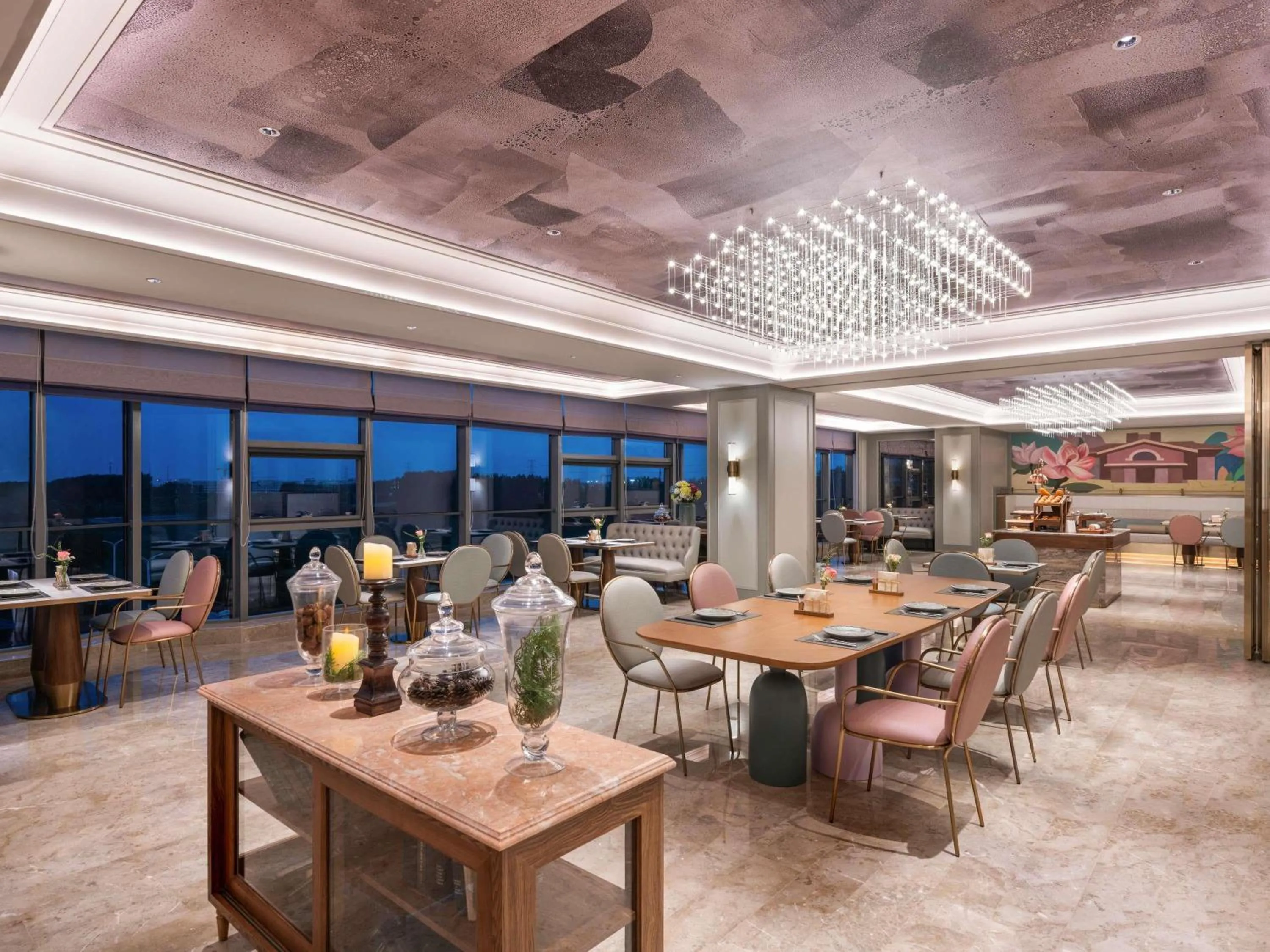 Restaurant/places to eat in Mercure Nantong Suxitong Riverside