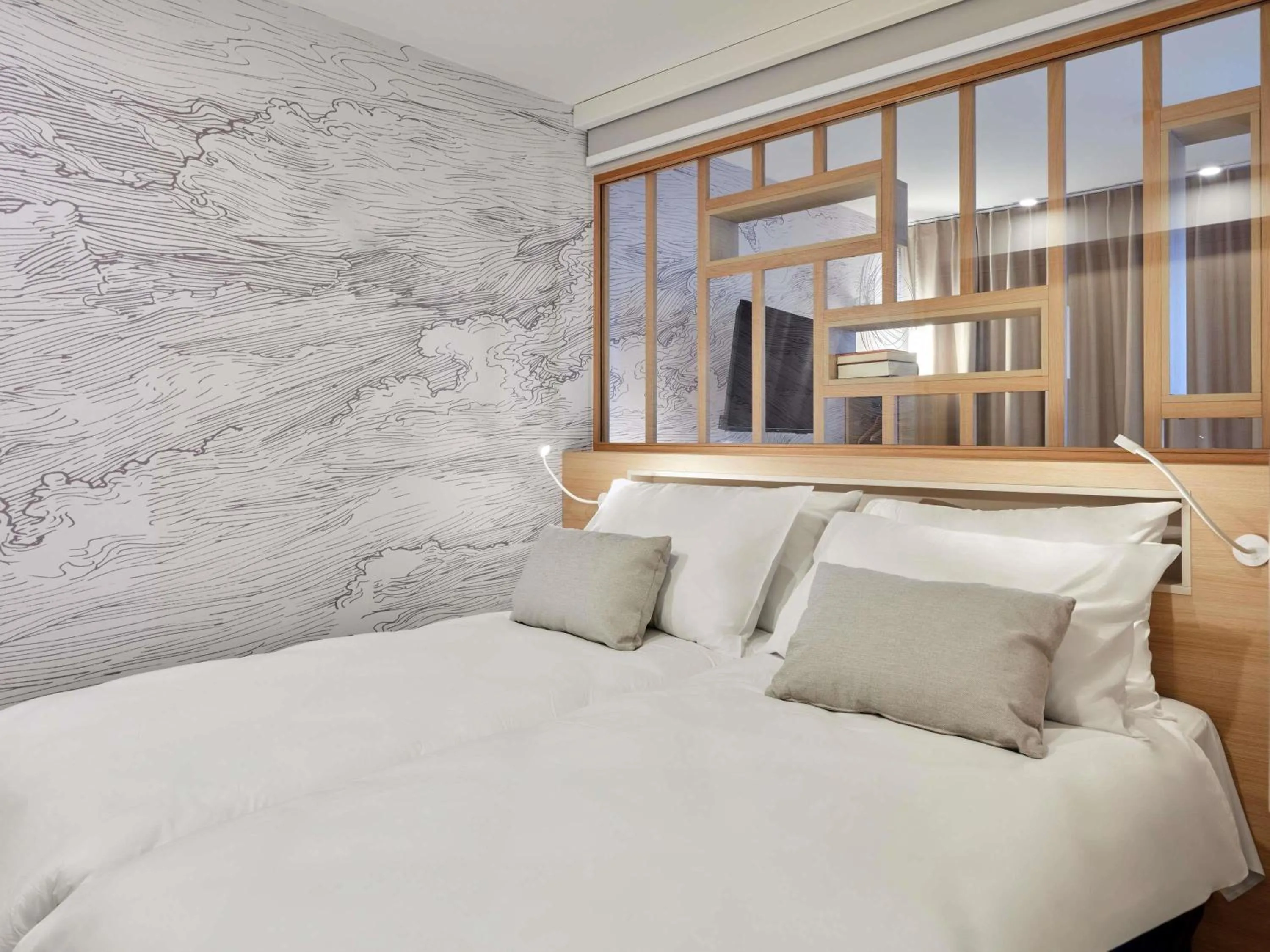 Bedroom, Bed in Aparthotel Adagio Stuttgart NeckarPark