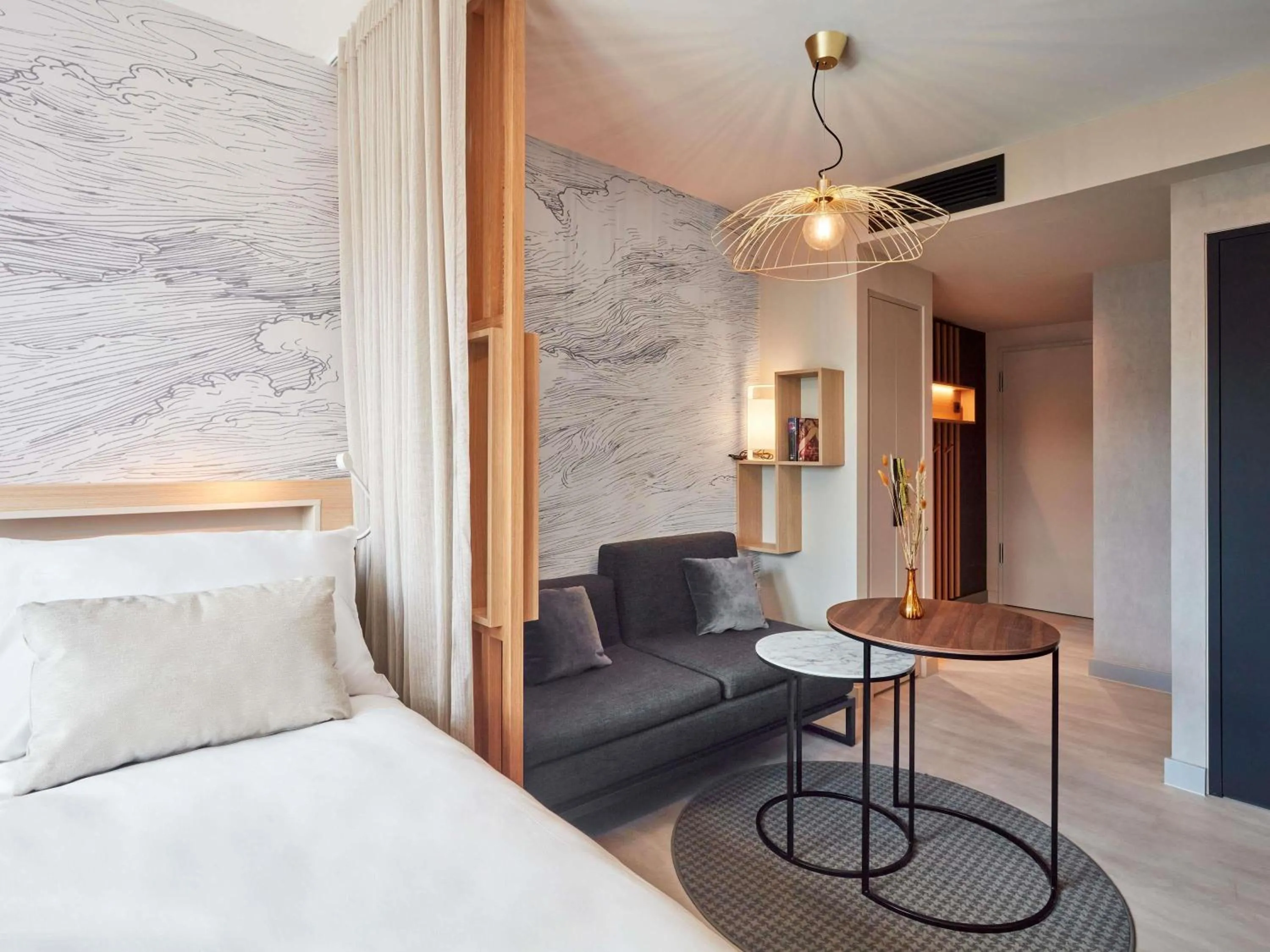 Bedroom, Bed in Aparthotel Adagio Stuttgart NeckarPark