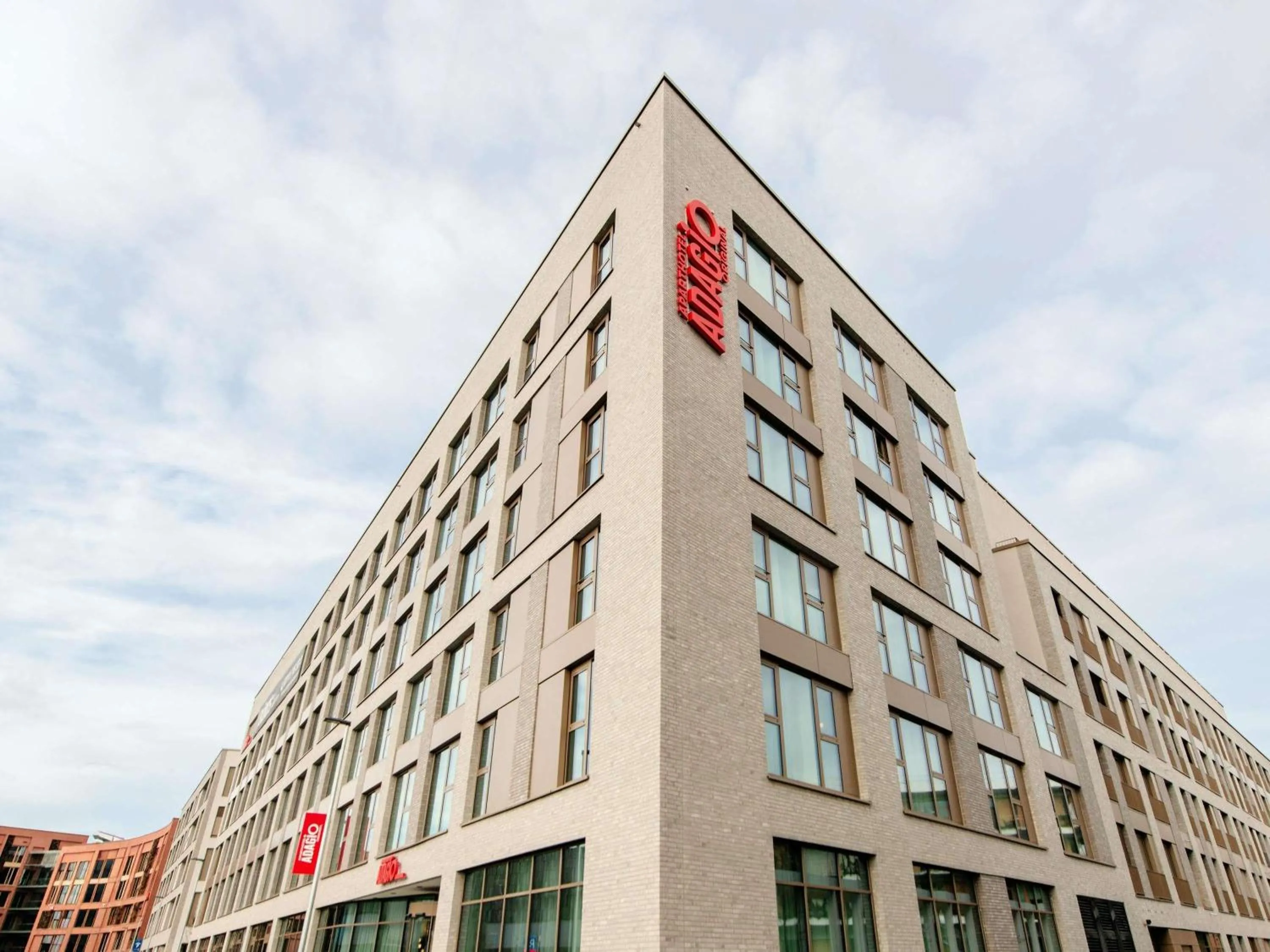 Property building in Aparthotel Adagio Stuttgart NeckarPark