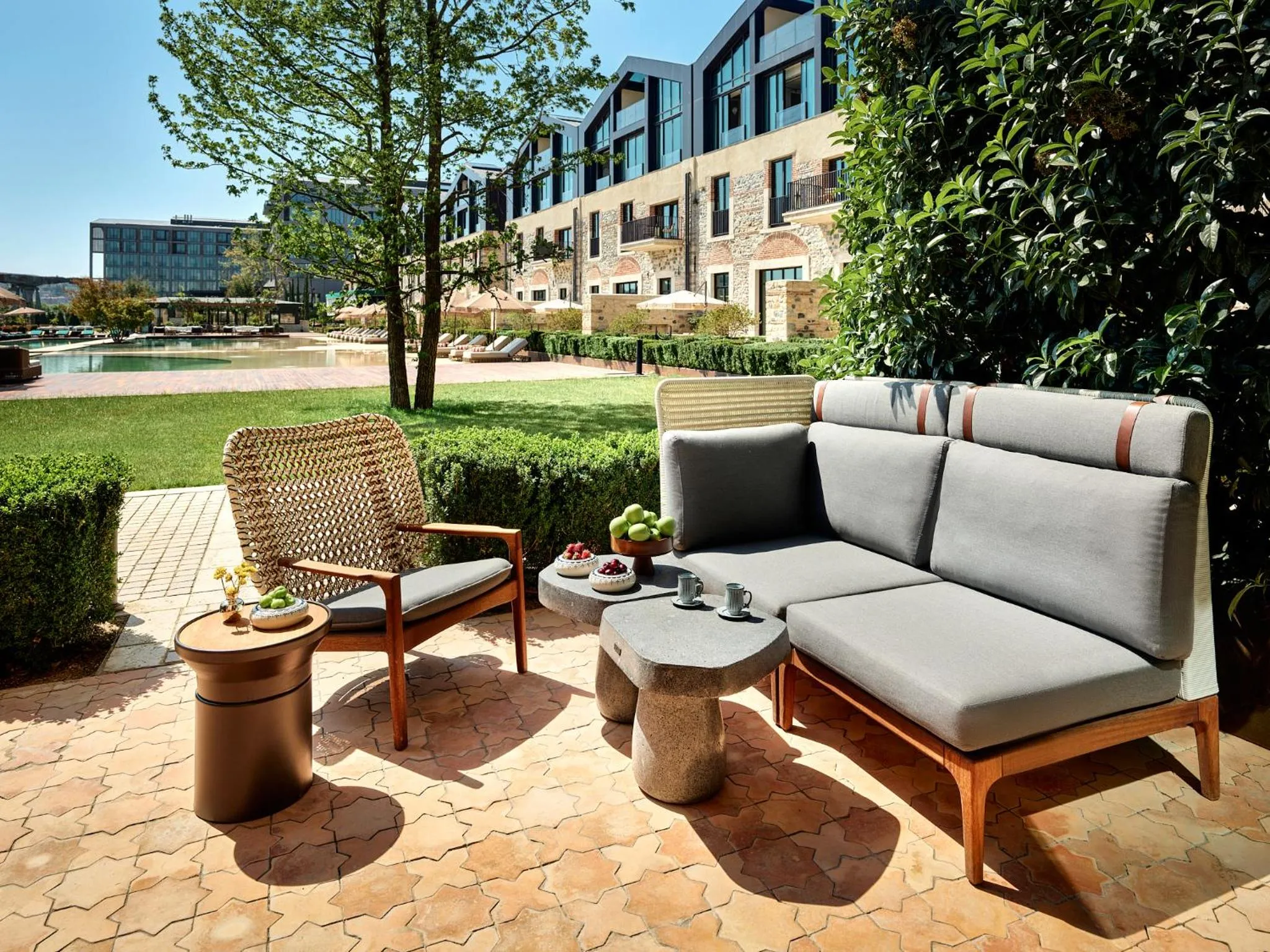 Garden in Aliée Istanbul - A Paris Society Collection Hotel