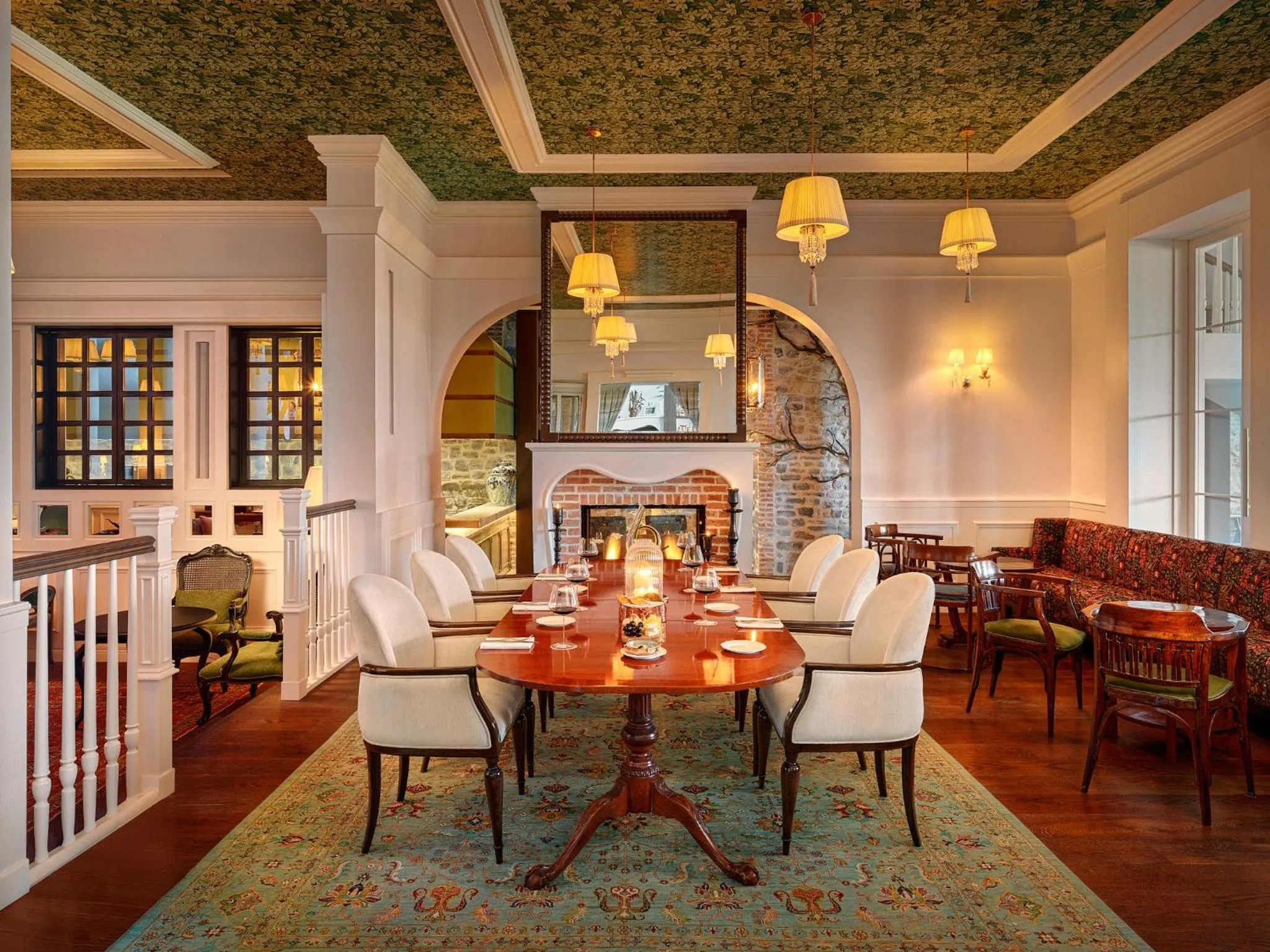 Dining area in Aliée Istanbul - A Paris Society Collection Hotel
