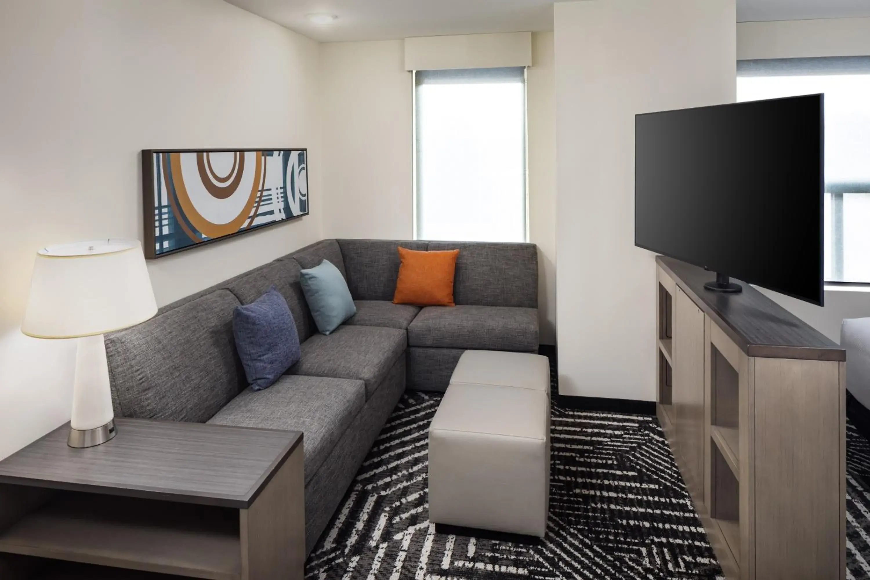 Executive King Studio Suite with Sofa Bed and Roll-In Shower - Mobility Accessible in Hyatt House Royal Oak / Birmingham Executive King Studio Suite with Sofa Bed and Roll-In Shower - Mobility Accessible in Hyatt House Royal Oak / Birmingham