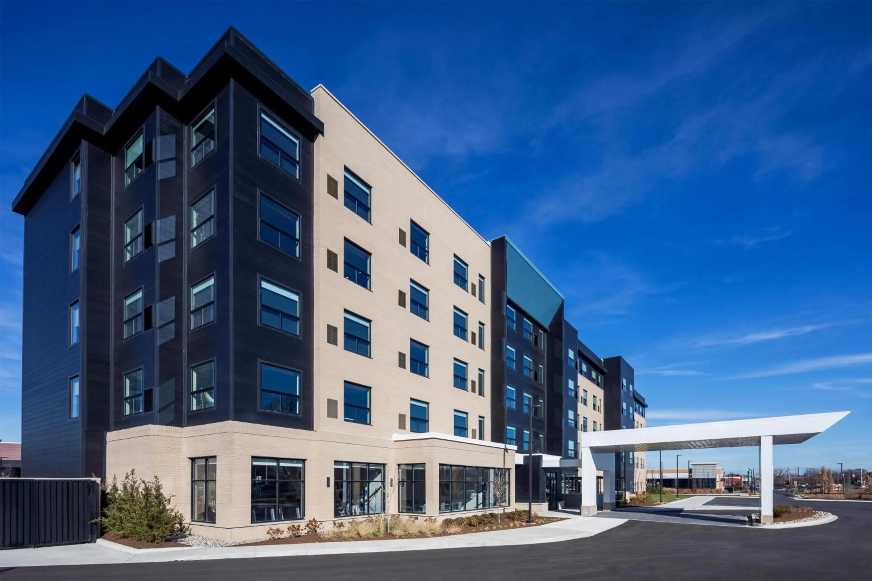 Property building in Hyatt House Royal Oak / Birmingham