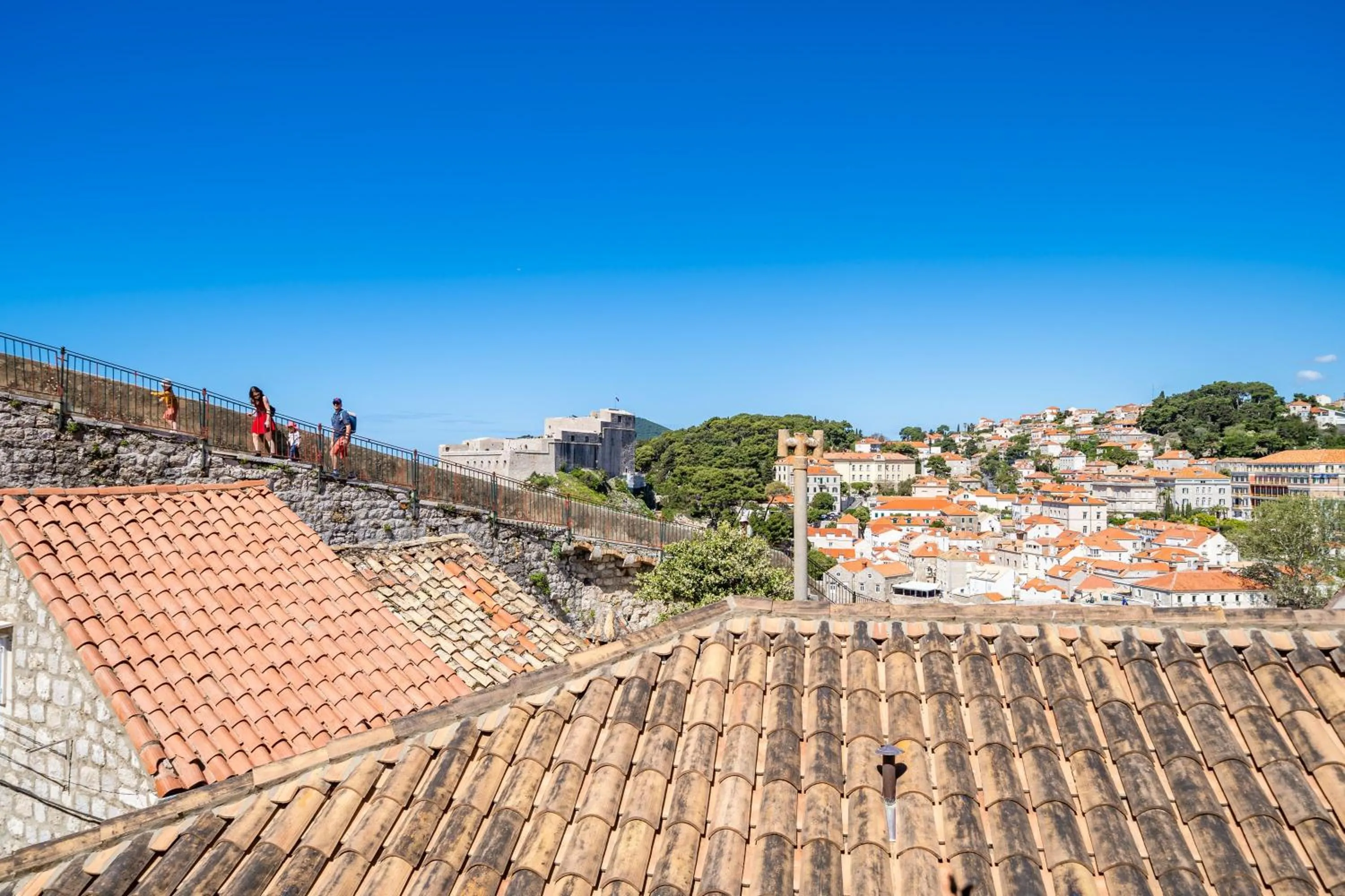 Neighbourhood in Foteza Apartments