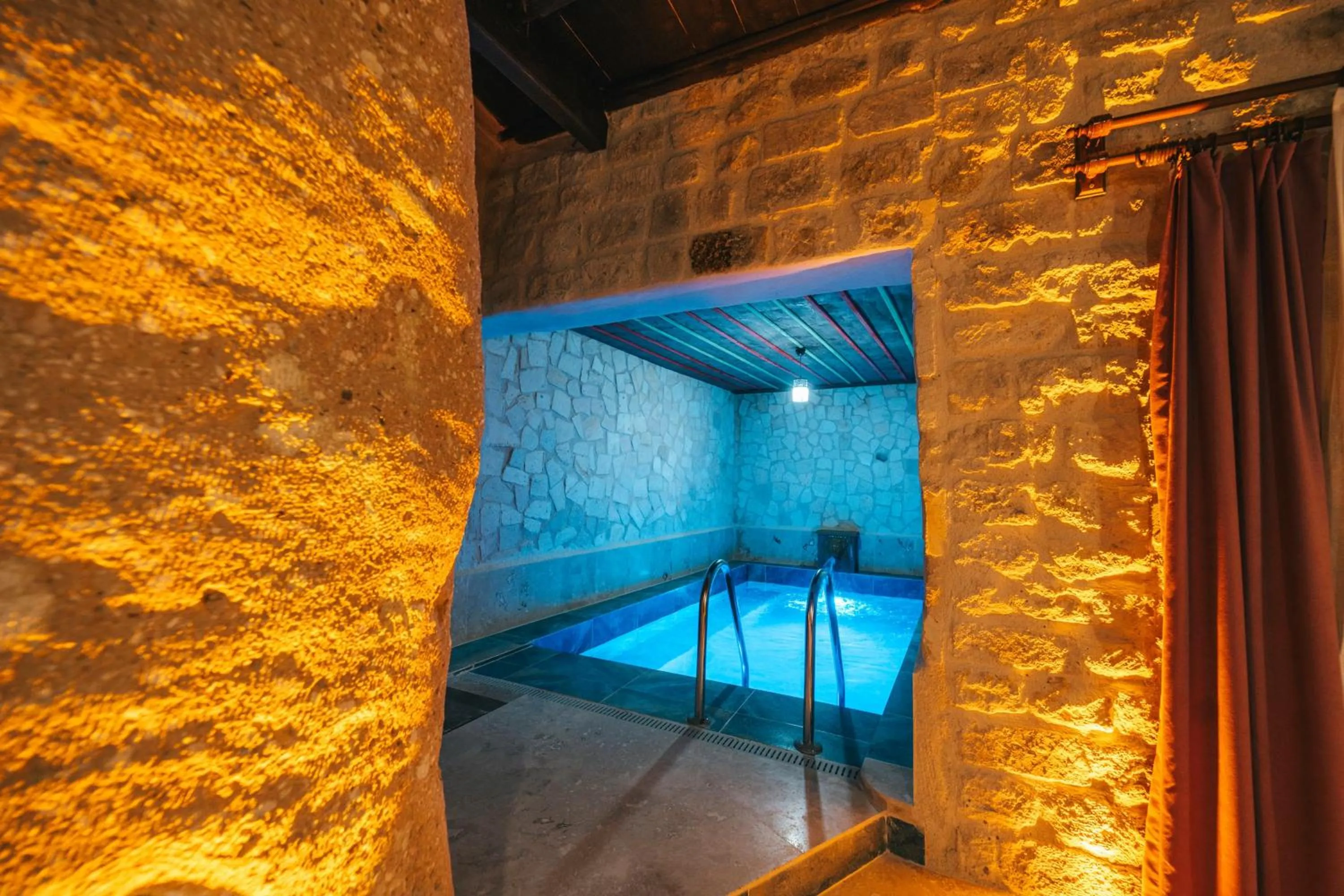Pool view in Cappatria Cave House