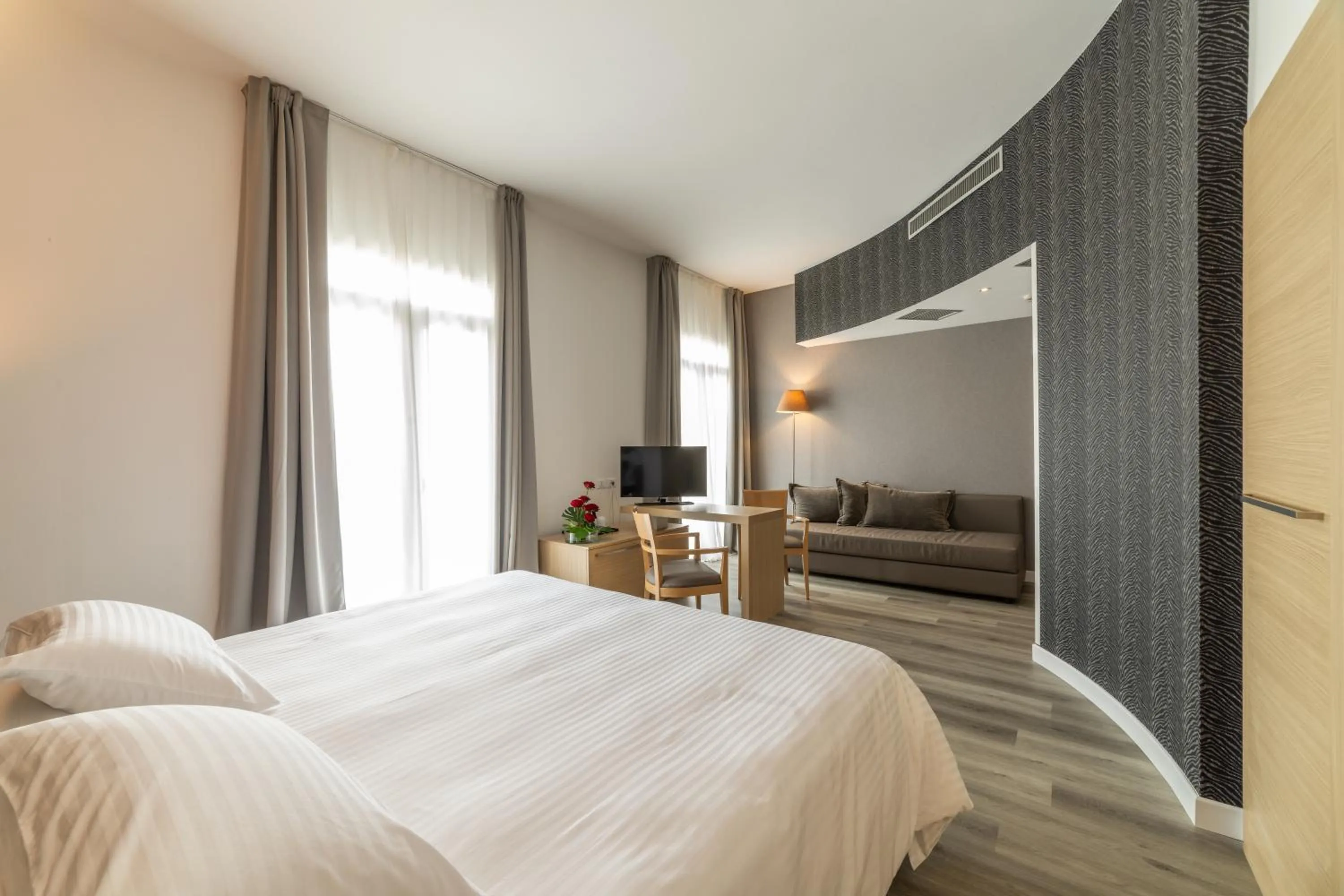 Bed in Hotel Mioni Royal San