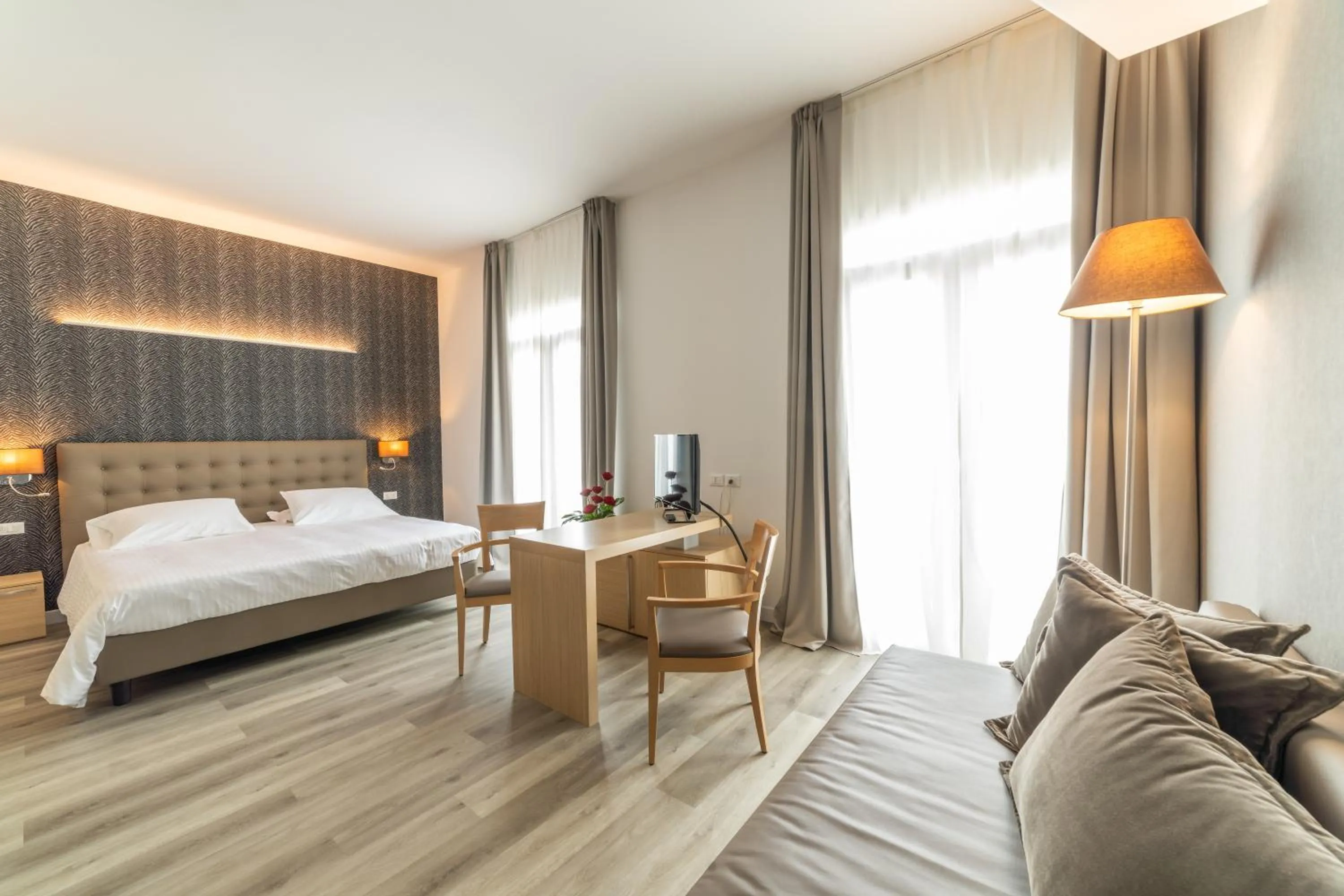 Bed in Hotel Mioni Royal San