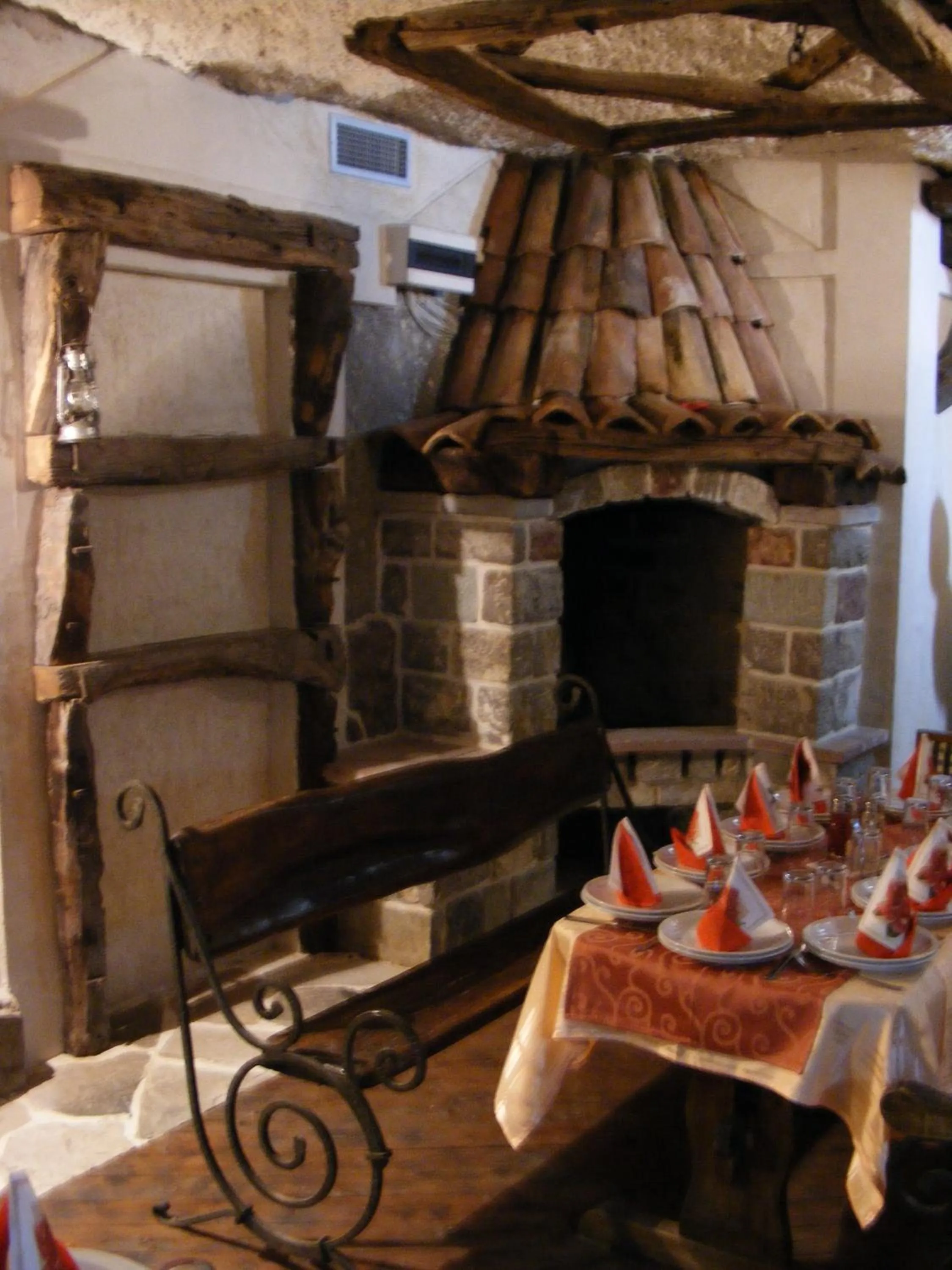 Restaurant/places to eat in Hotel Ponta Nova