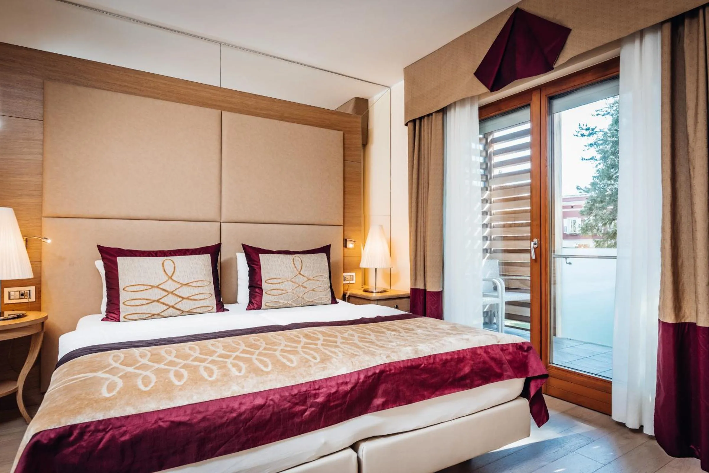 Bedroom, Bed in Hotel Villa Madruzzo