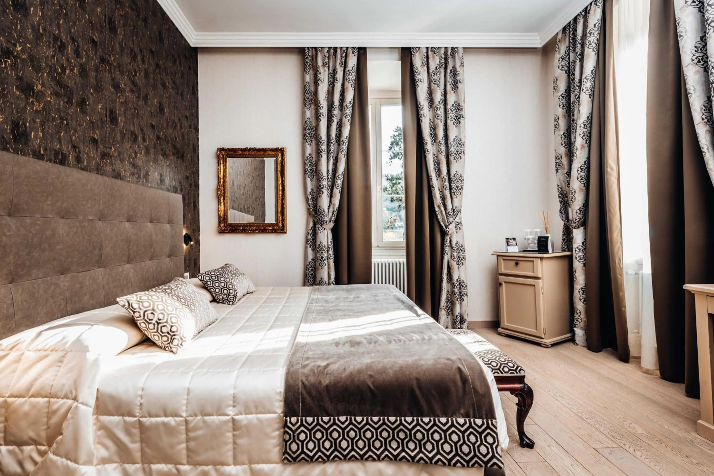 Bed in Hotel Villa Madruzzo