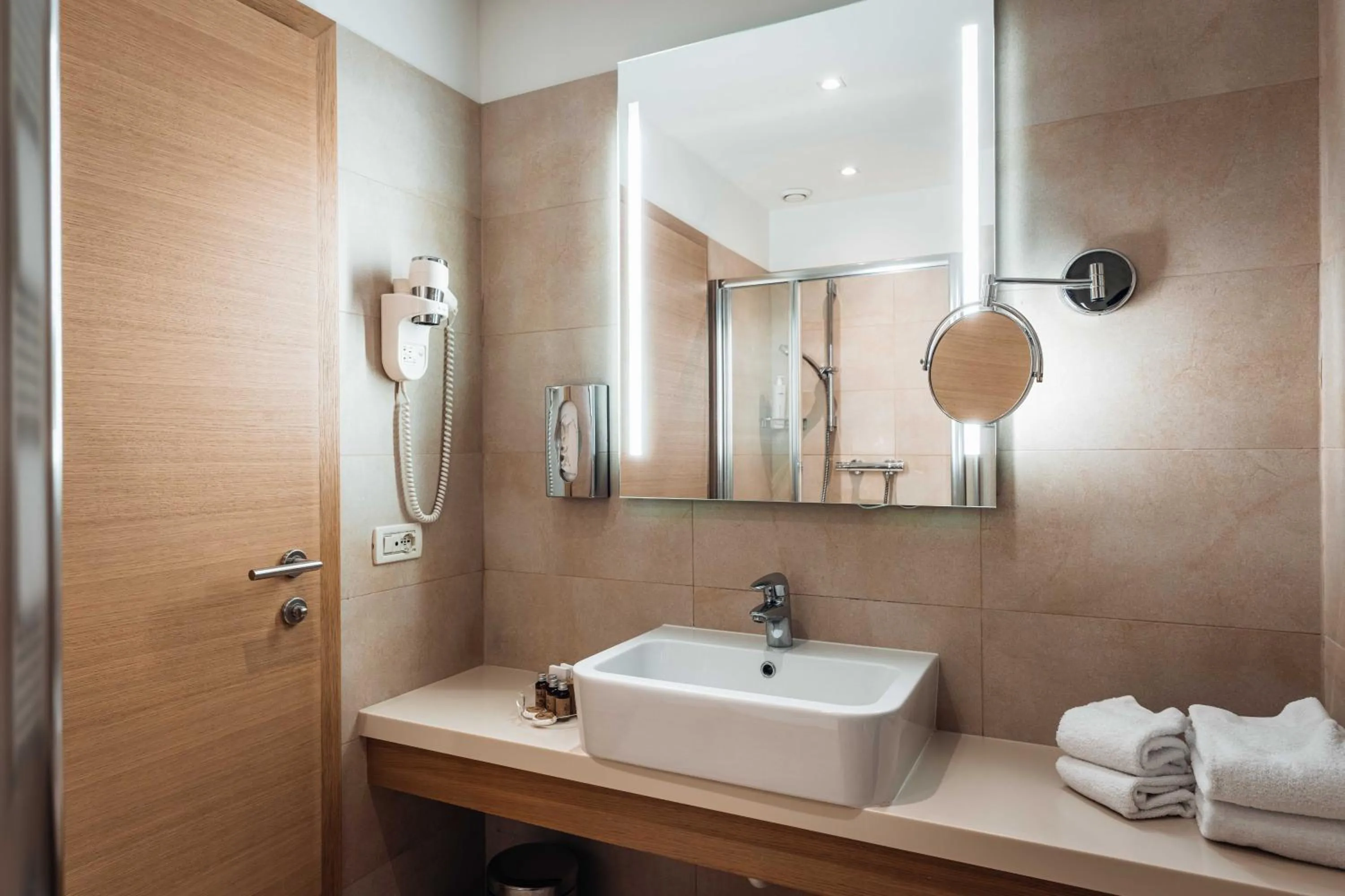 Bathroom in Hotel Villa Madruzzo