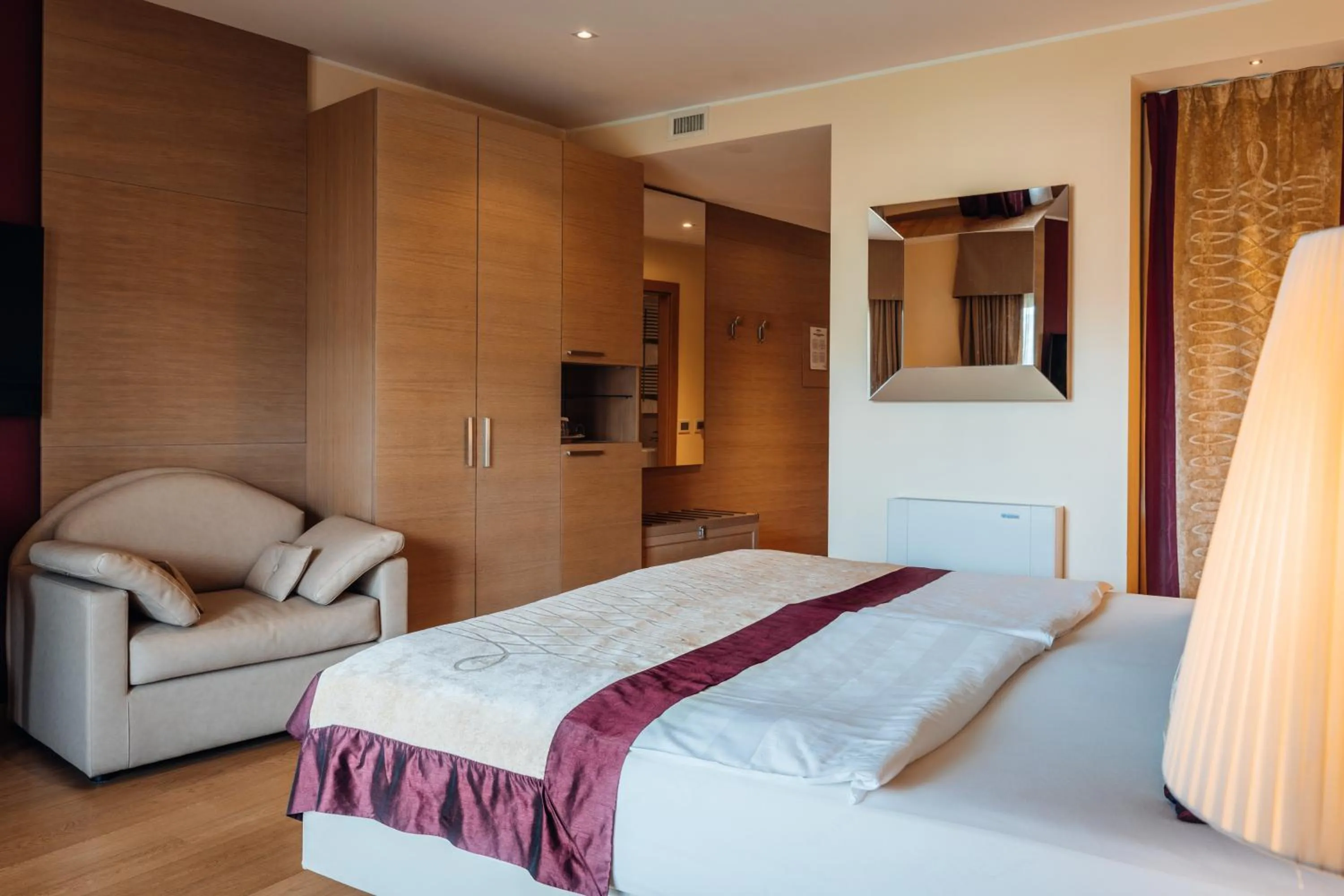 Bed in Hotel Villa Madruzzo