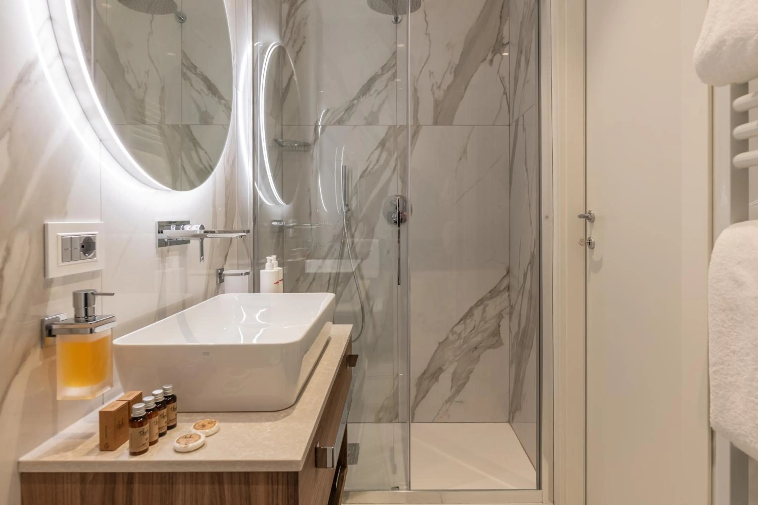 Bathroom in Hotel Villa Madruzzo