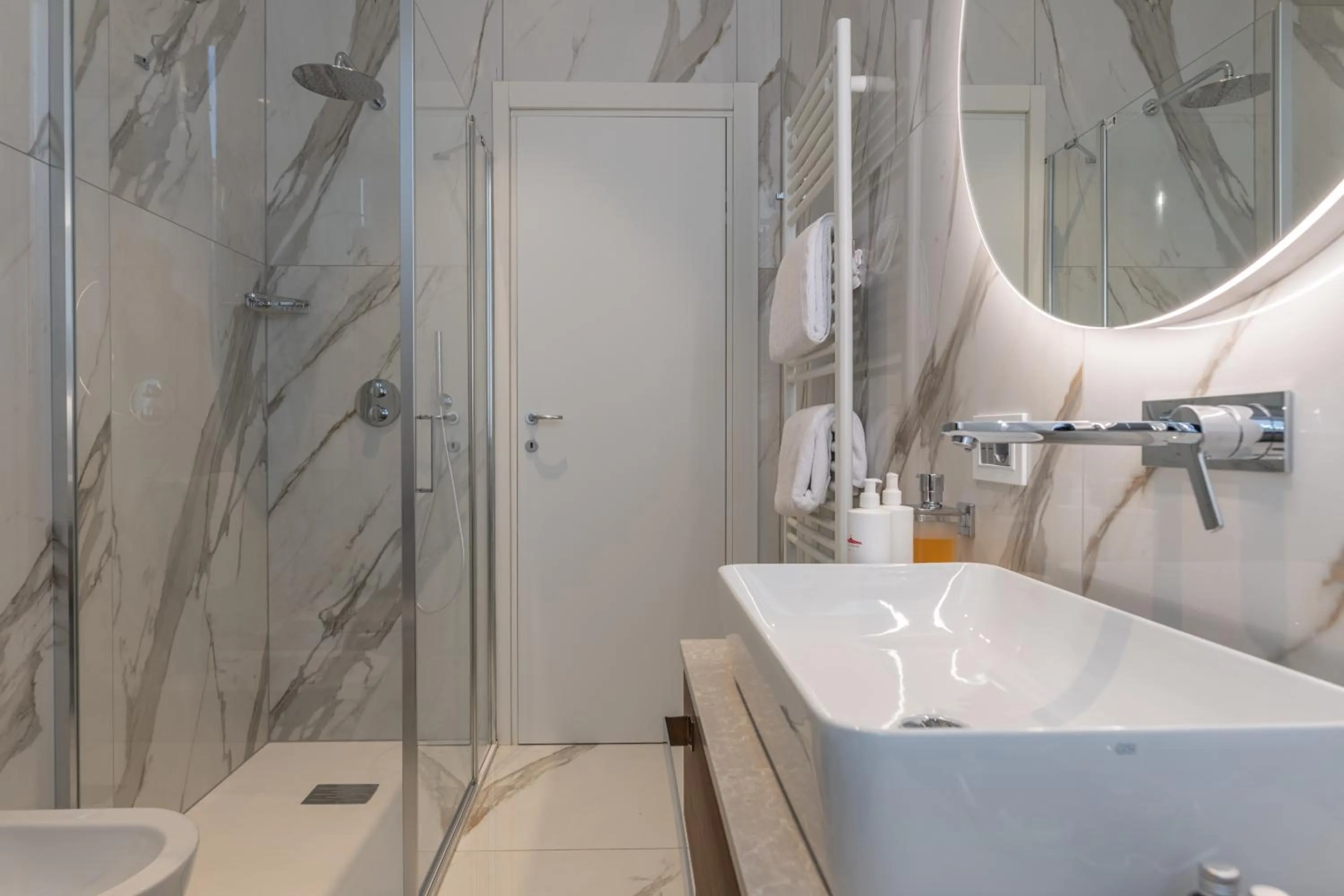 Bathroom in Hotel Villa Madruzzo