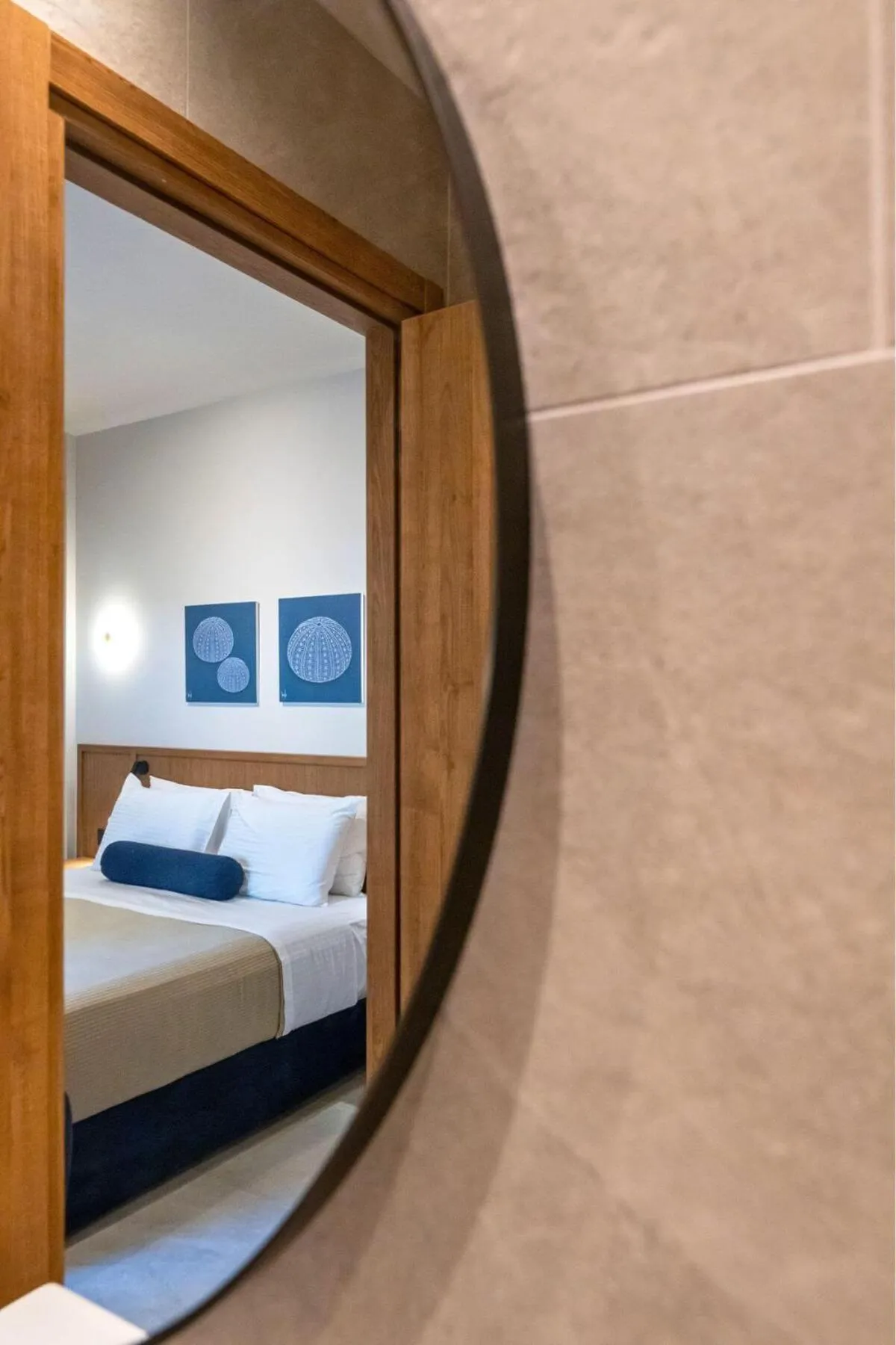 Property building, Bed in Achinos - Kalamata Mediterranean Suites