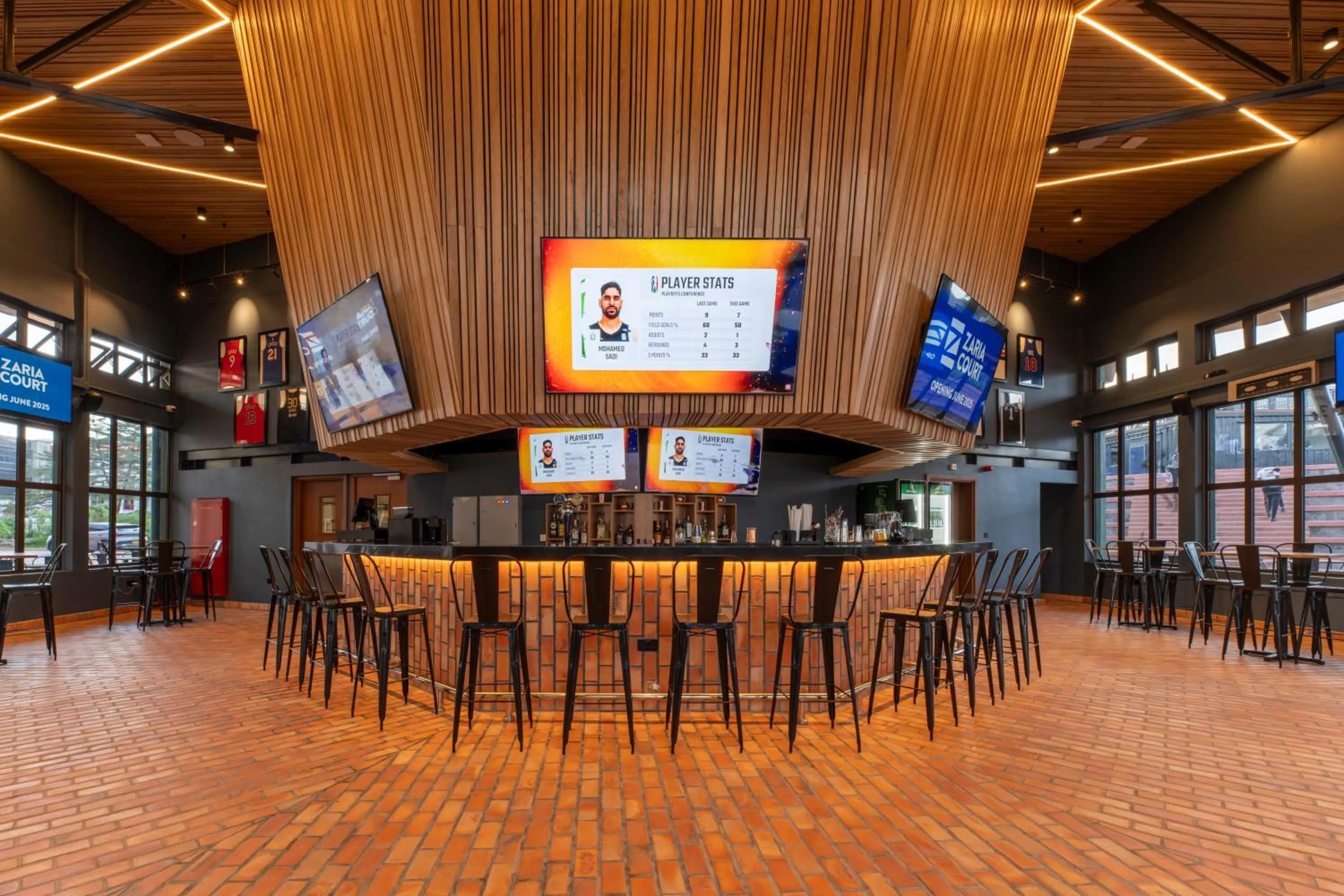 Lounge or bar in Zaria Court Kigali, Tapestry Collection by Hilton