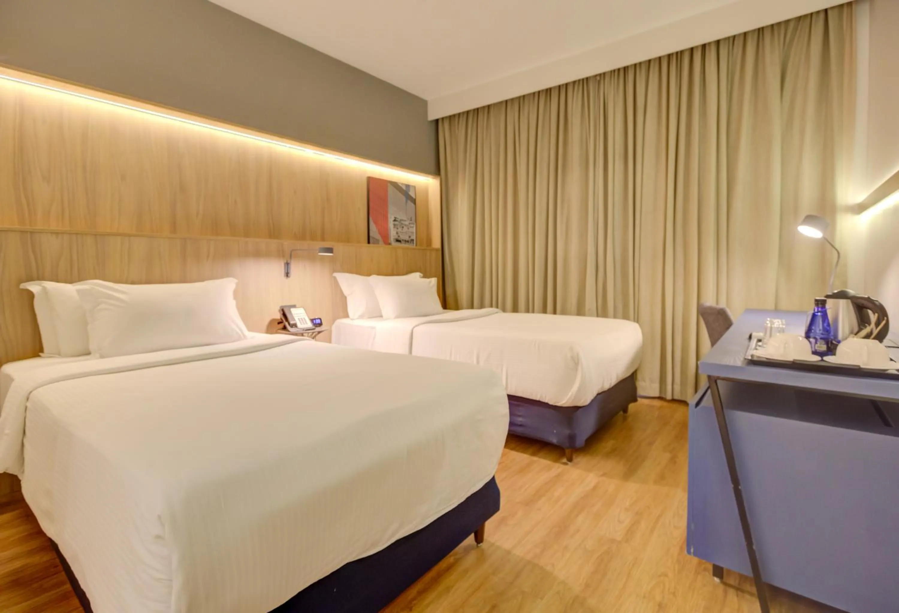 Bed in Hampton by Hilton Guarulhos Airport