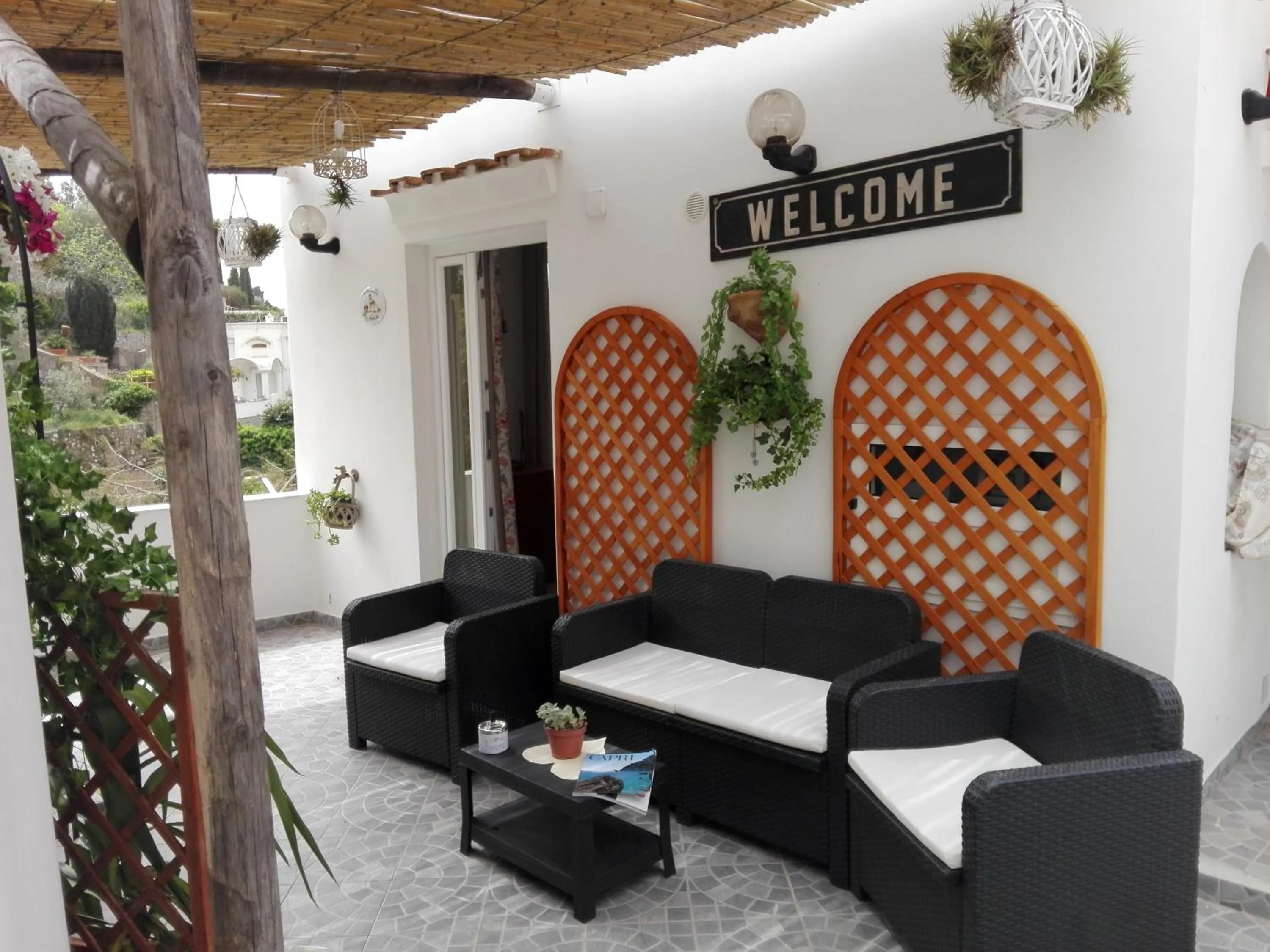 Inner courtyard view in La Necussella