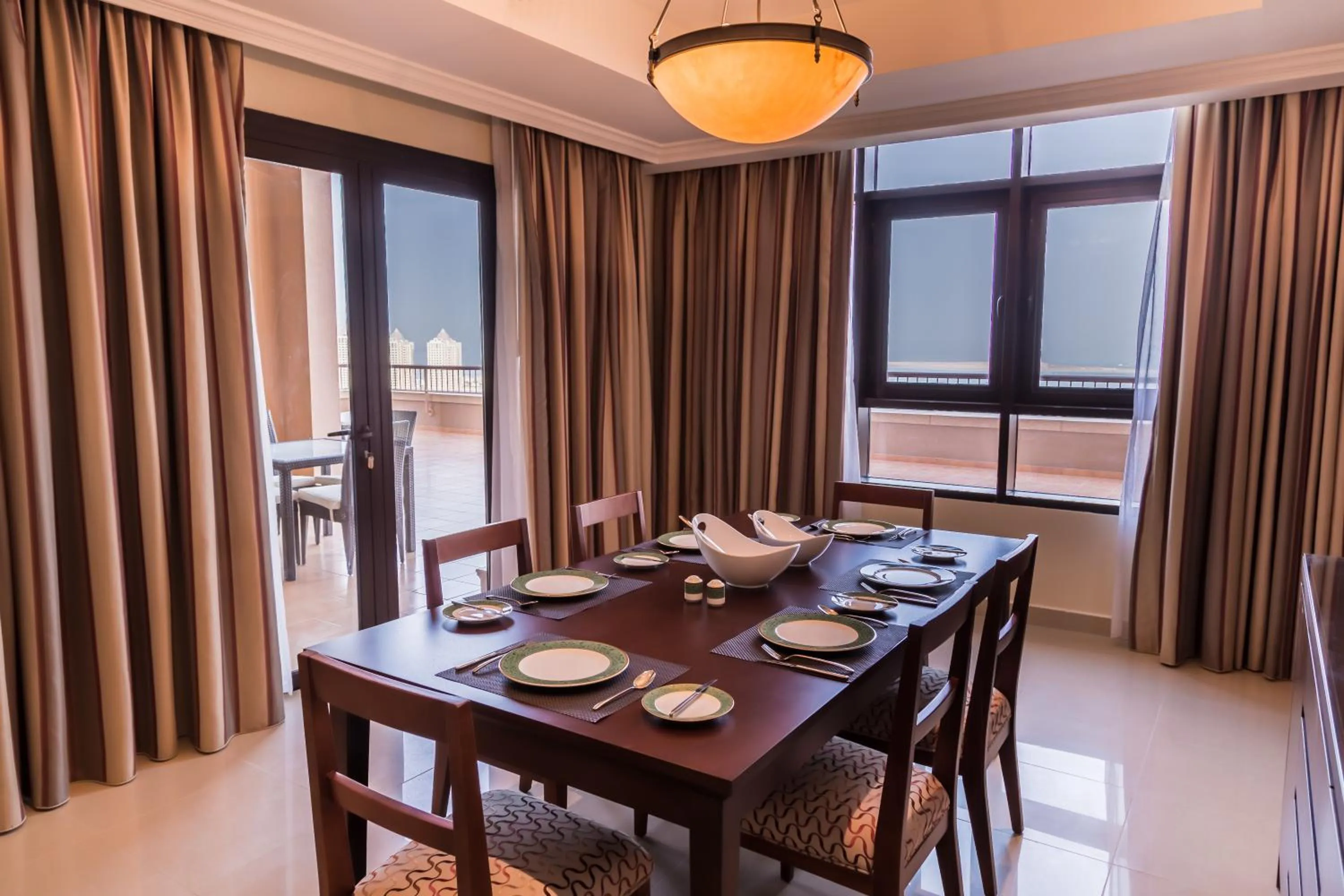 Dining area in Sedra Arjaan by Rotana