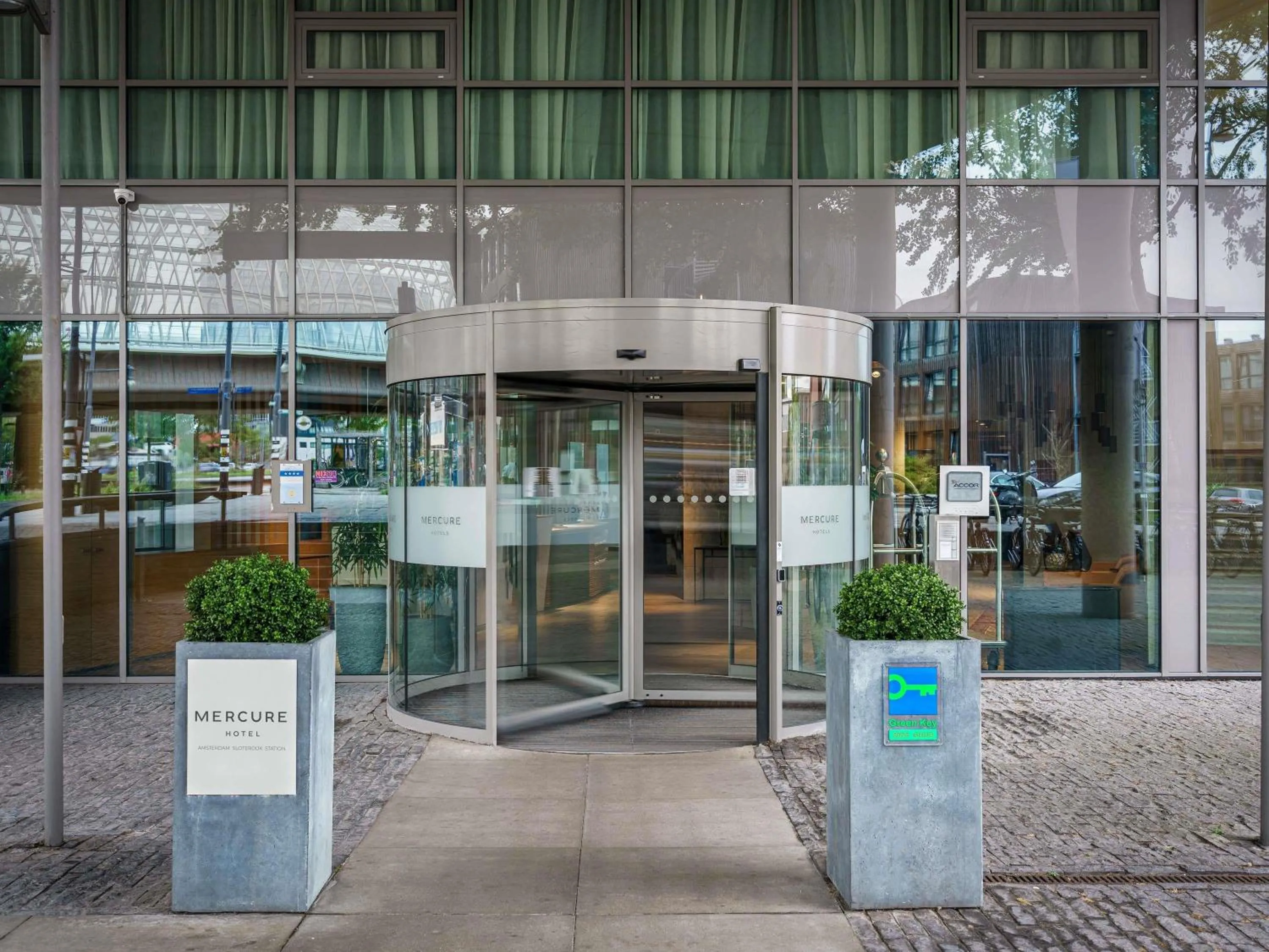 Property building in Mercure Amsterdam Sloterdijk Station