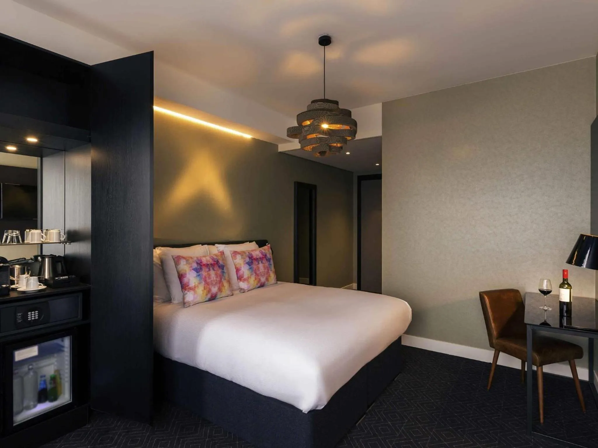 Bedroom, Bed in Mercure Amsterdam Sloterdijk Station