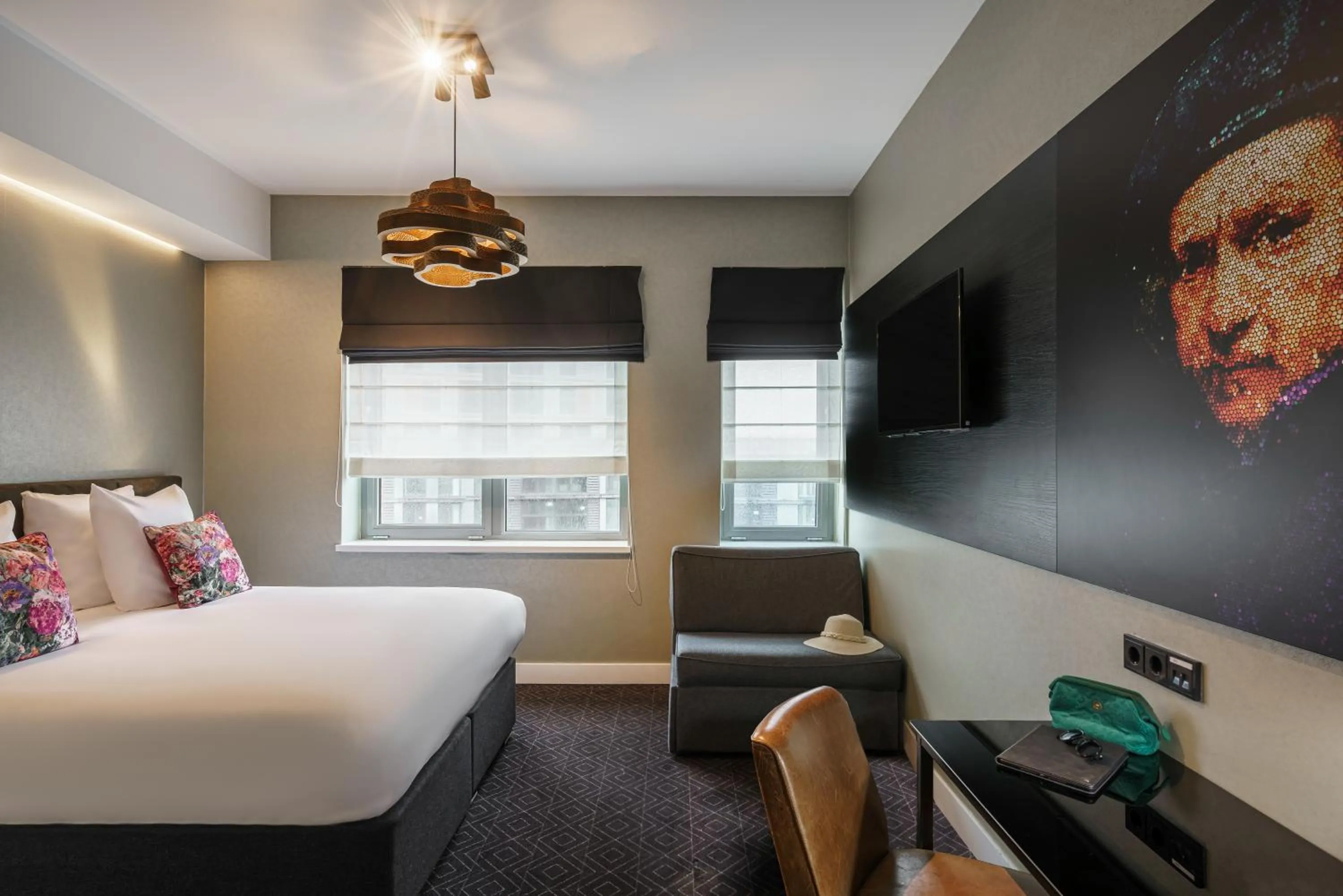 Bed in Mercure Amsterdam Sloterdijk Station