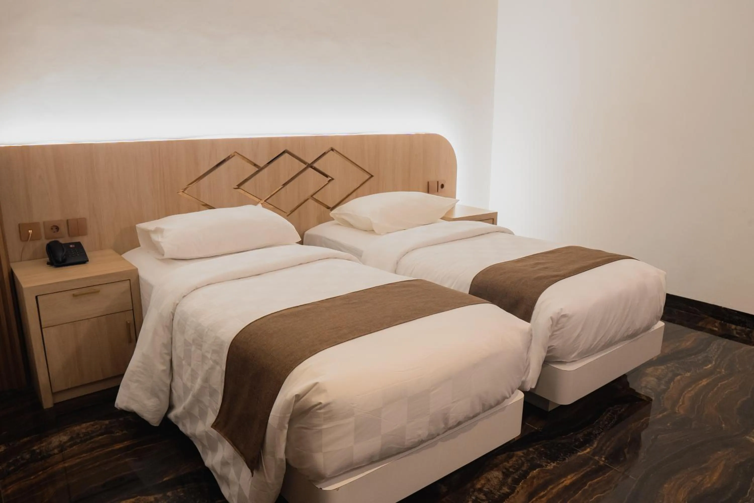 TV and multimedia, Bed in Fahira Hotel Syariah Padang