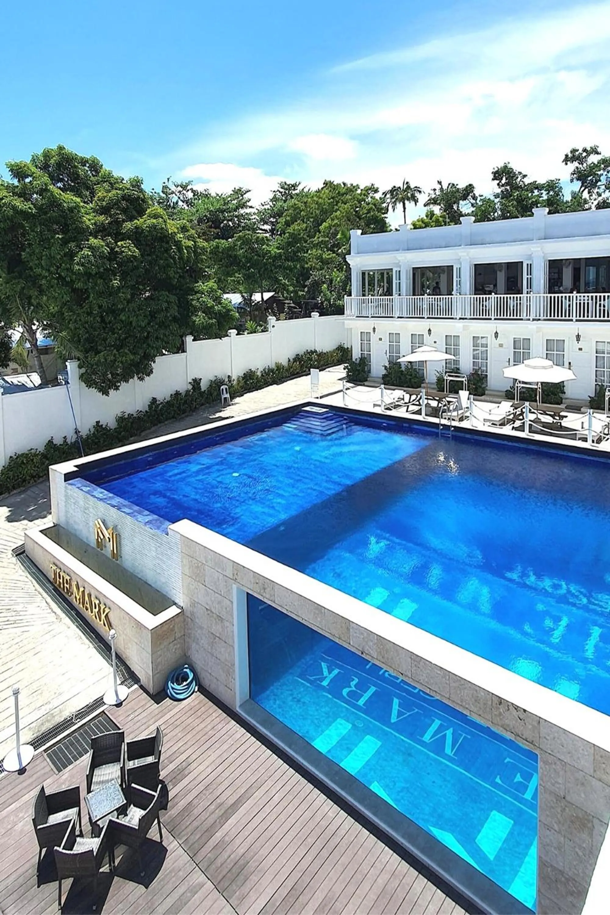 Swimming pool in The Mark Resort Cebu