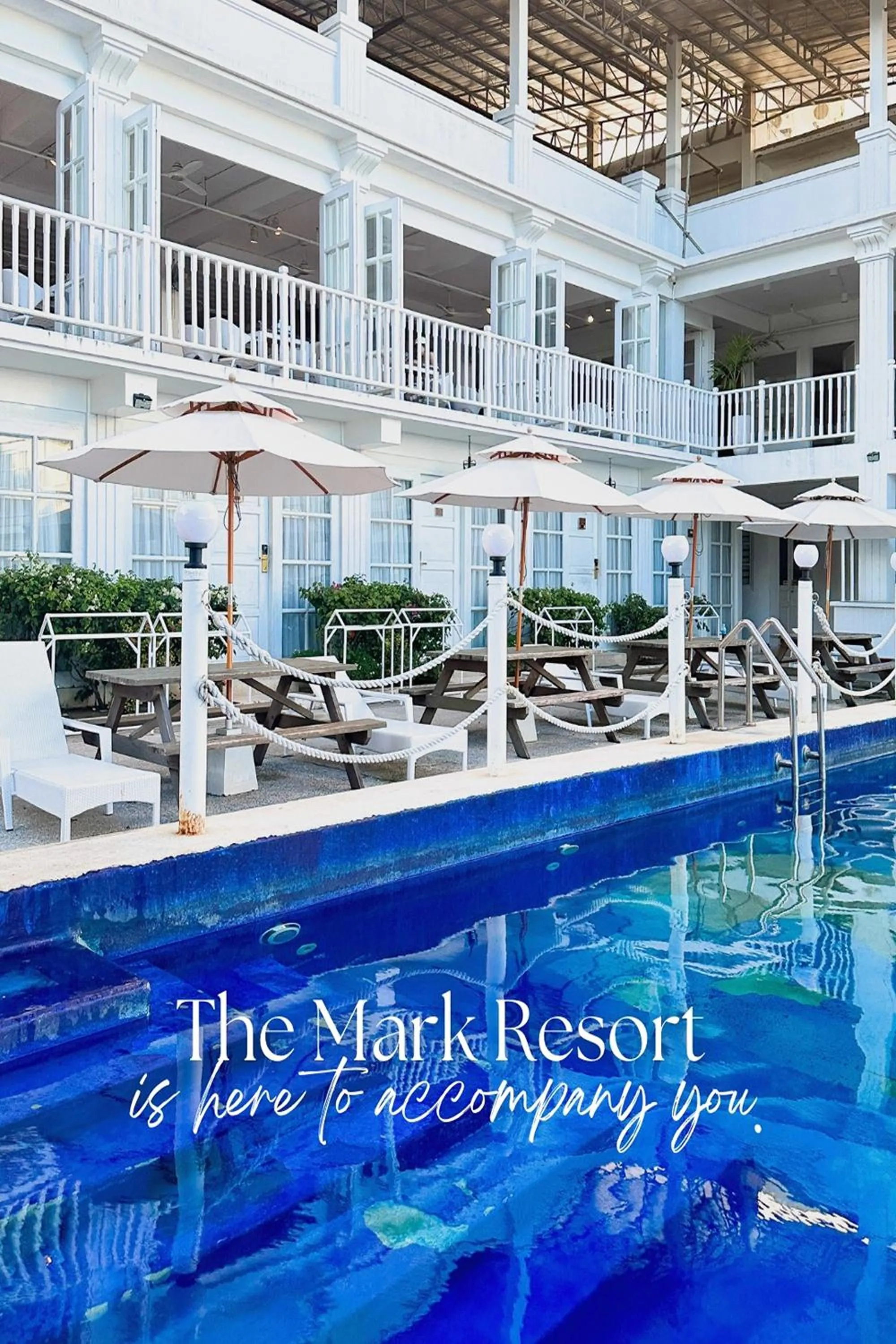 Swimming pool in The Mark Resort Cebu