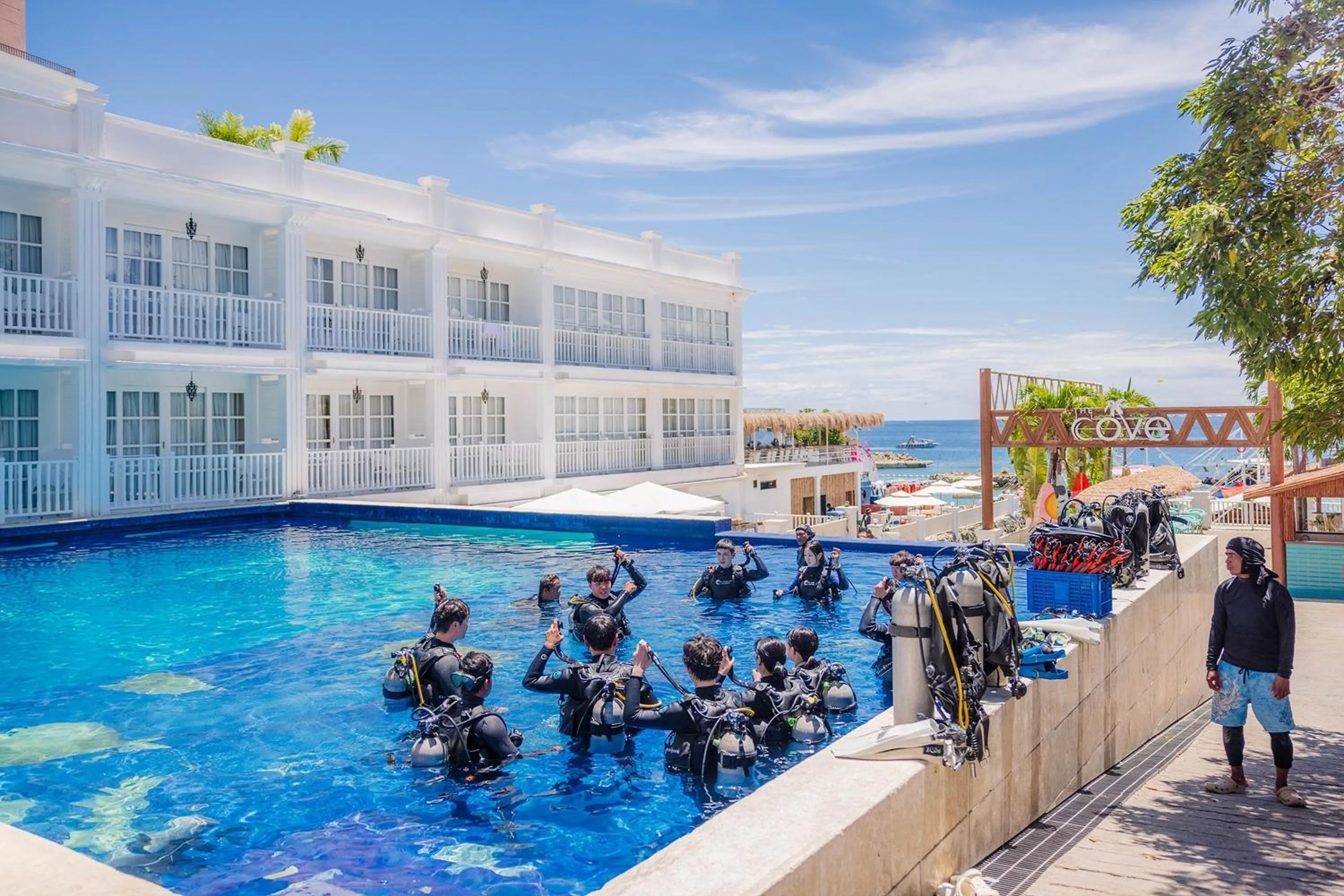 Swimming pool in The Mark Resort Cebu