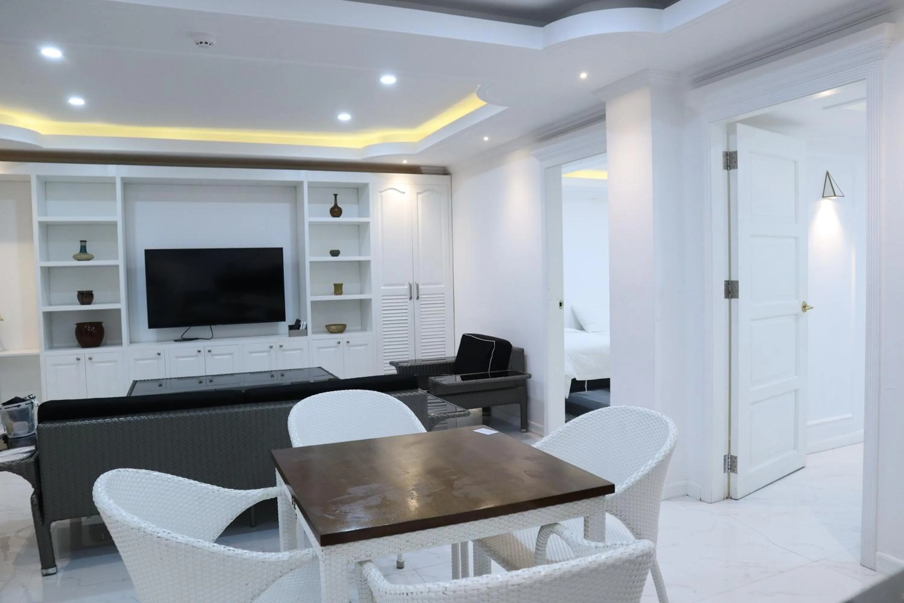 TV and multimedia in The Mark Resort Cebu