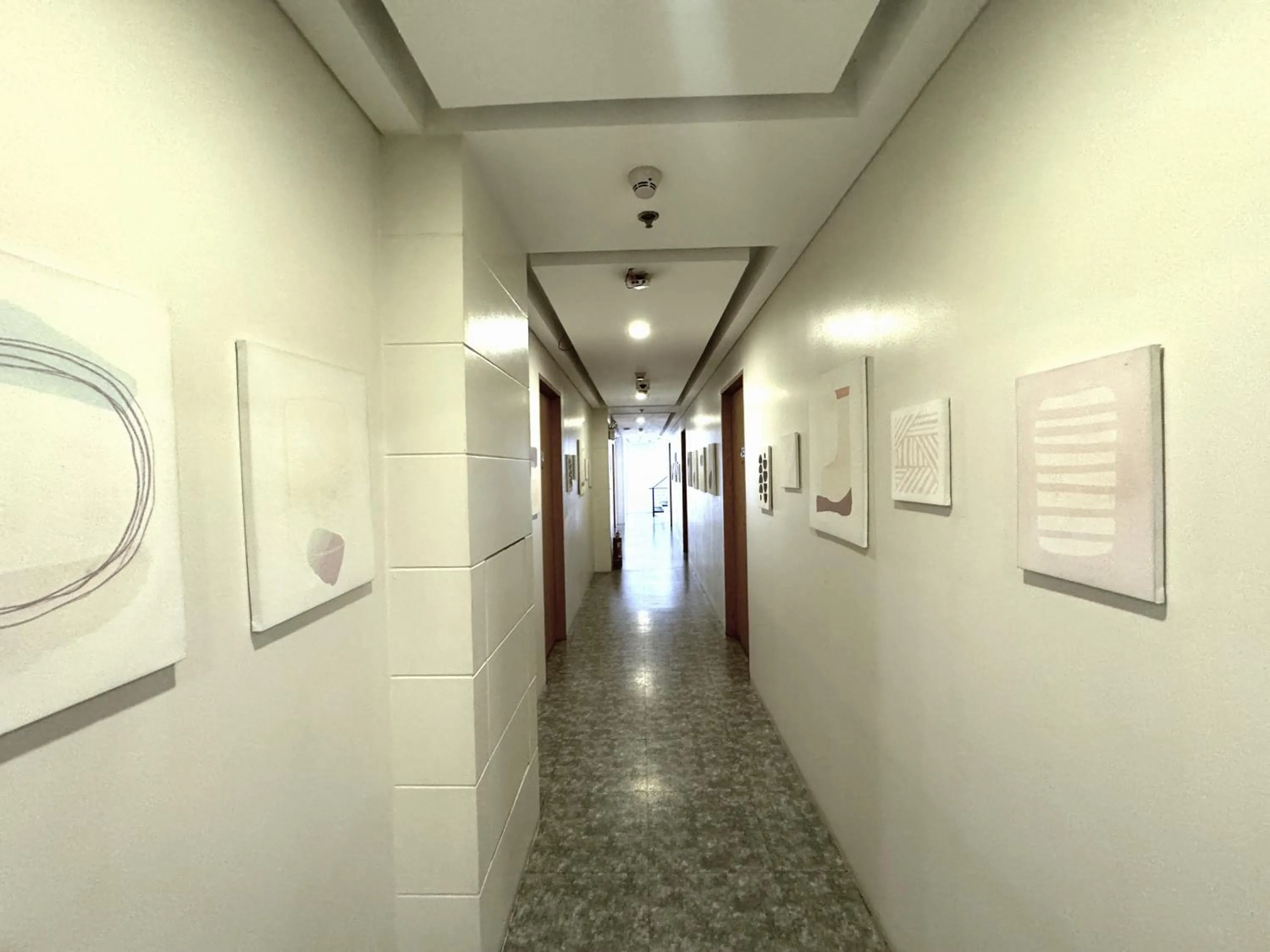 Area and facilities in The Circuit Manor Hotel near Ayala Malls Circuit