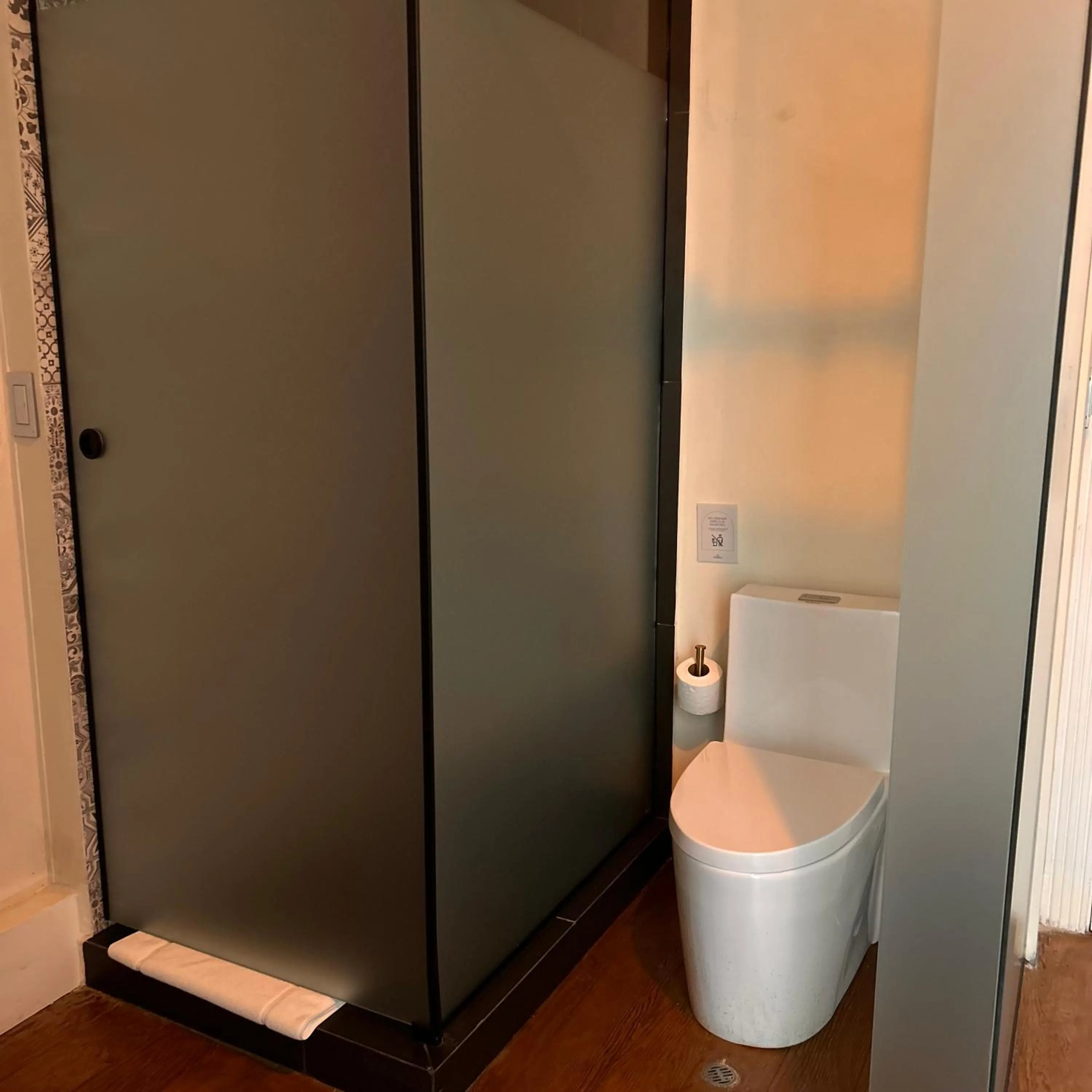 Toilet in Andara Boutique Hotel