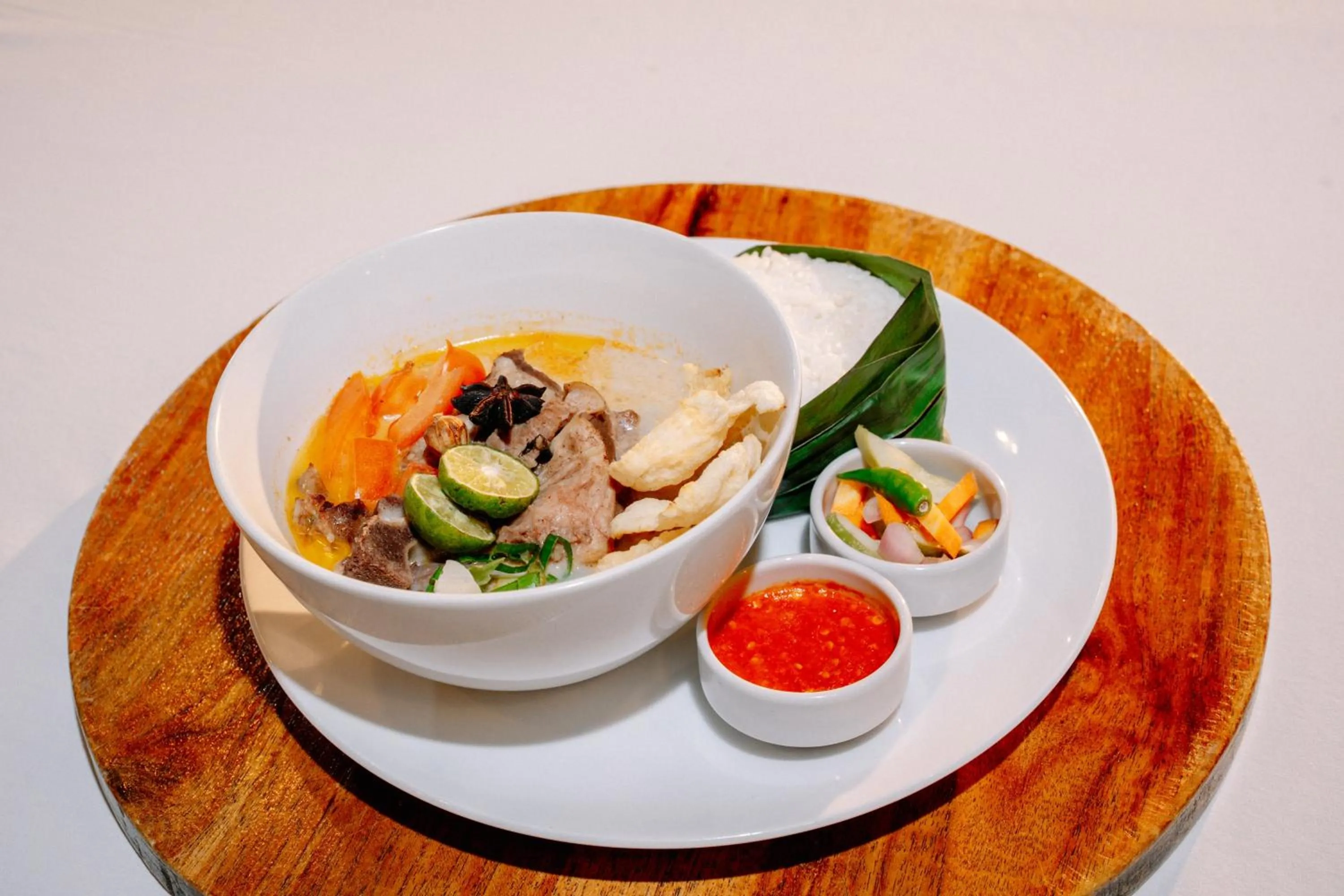 Restaurant/places to eat in Shankee Suites Sudirman