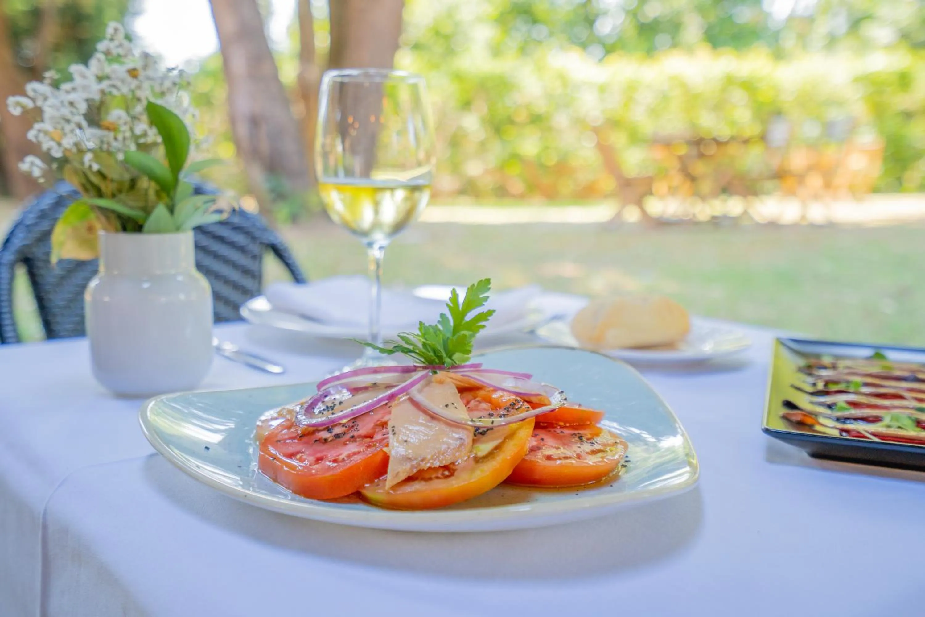 Restaurant/places to eat in Hotel Torres de Somo