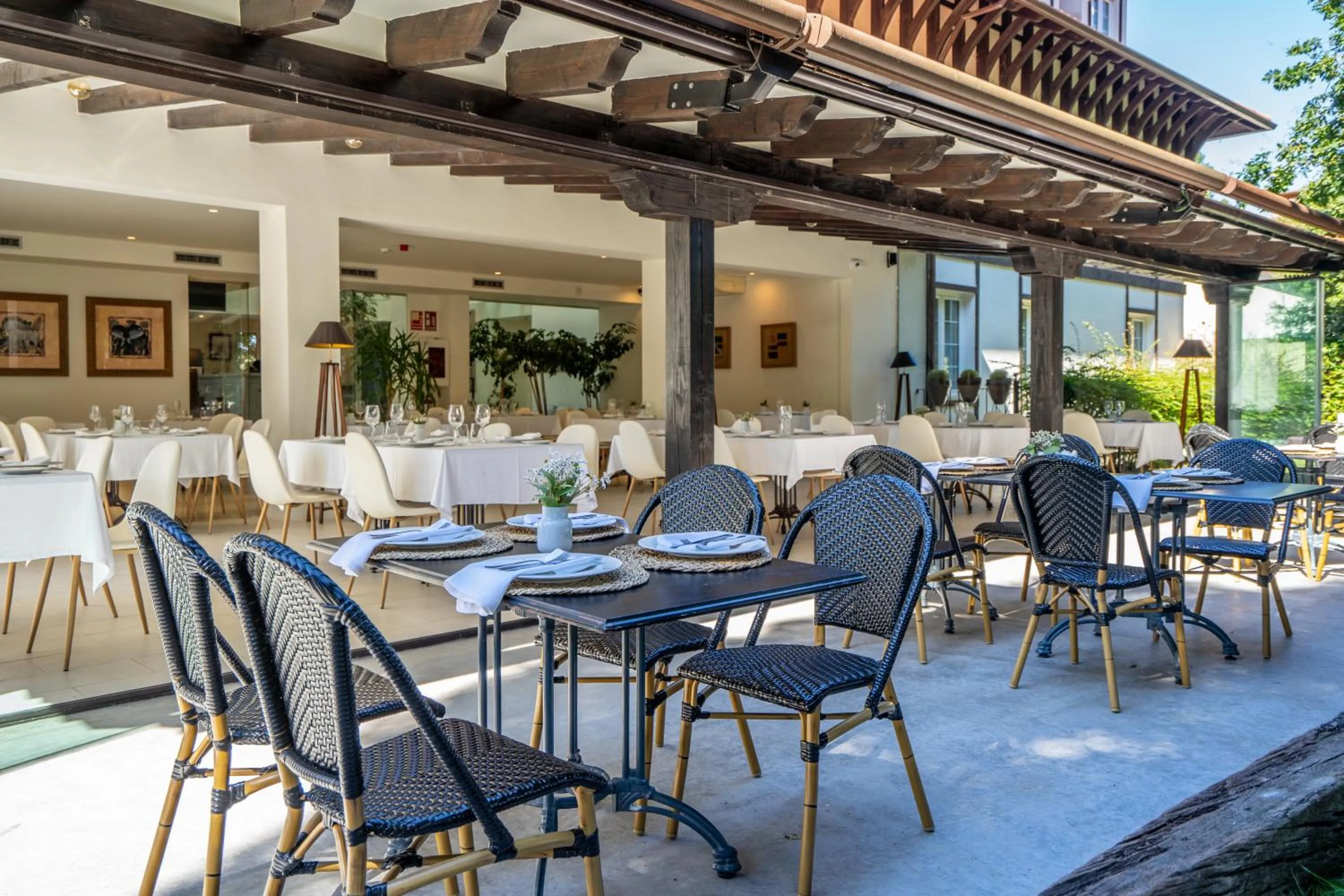Patio in Hotel Torres de Somo
