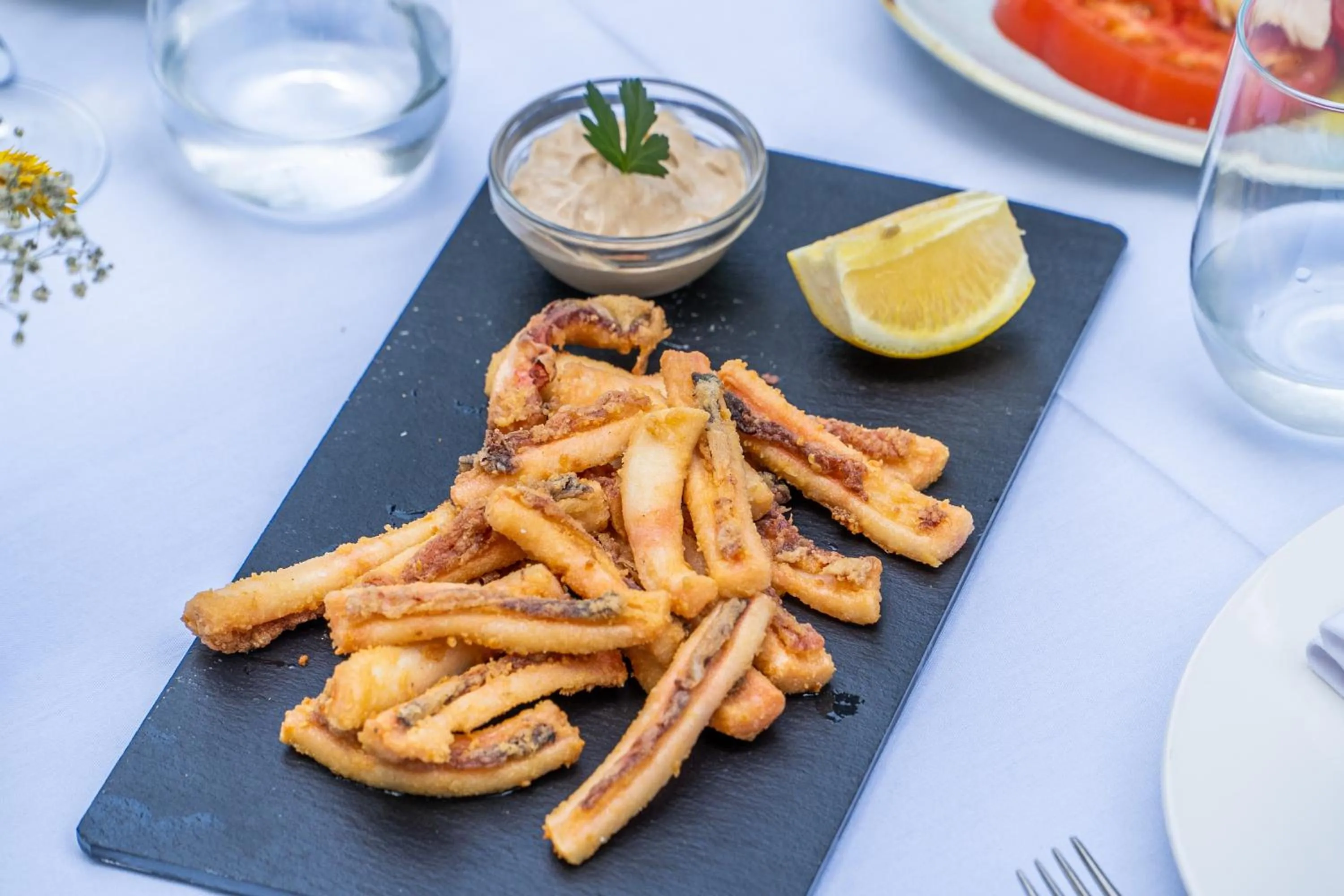 Restaurant/places to eat in Hotel Torres de Somo