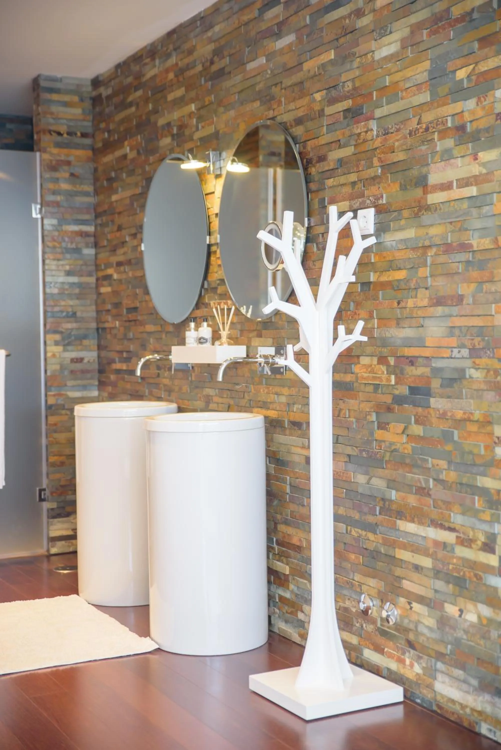 Decorative detail in Quinta Do Bosque