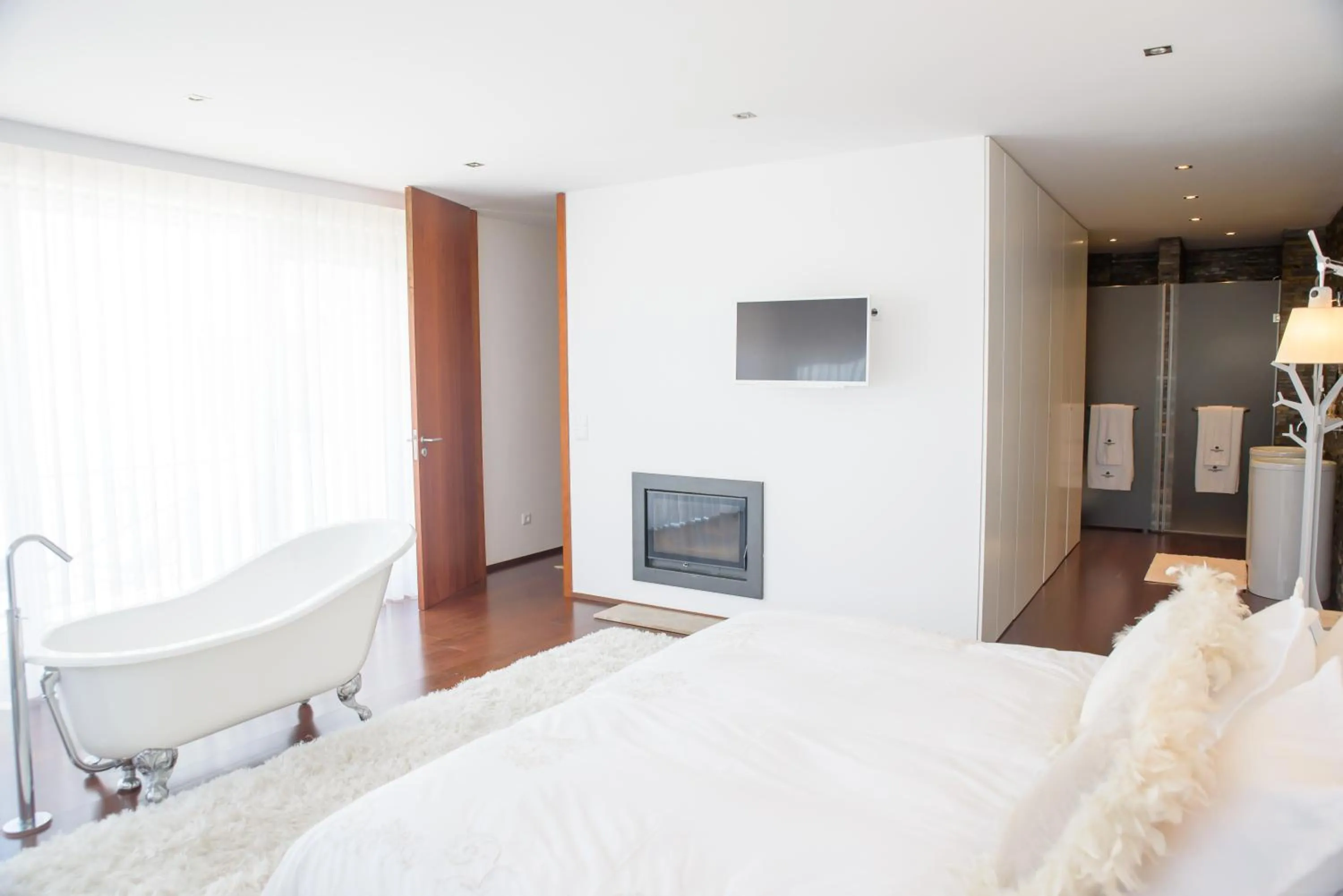 Photo of the whole room, Bed in Quinta Do Bosque